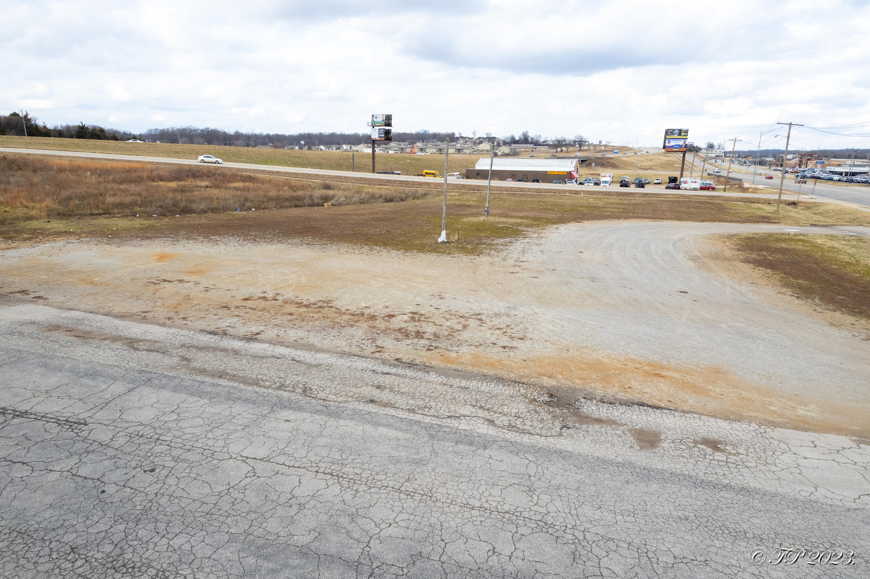 000 Porter Wagoner Blvd Property Photo 3