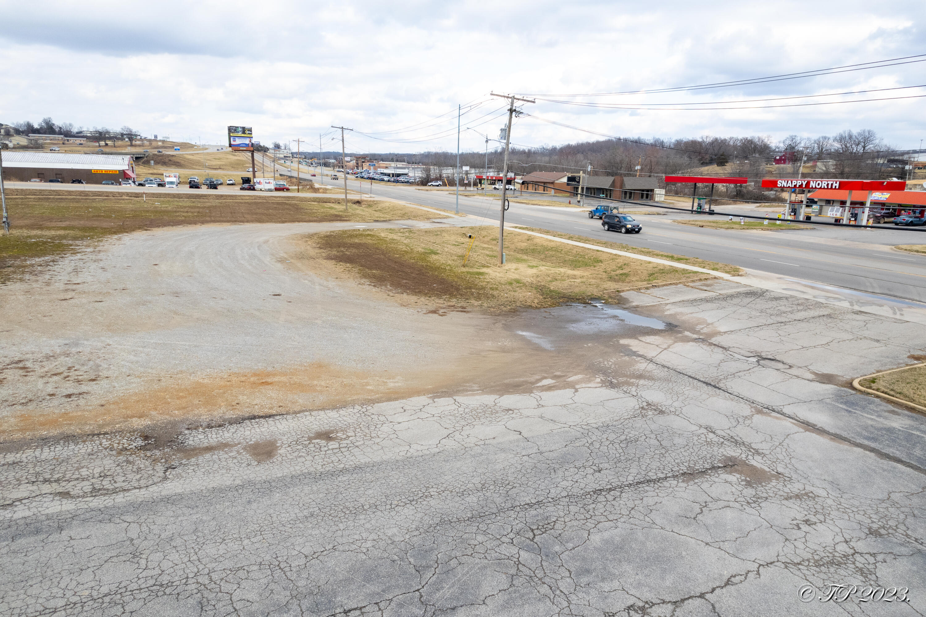 000 Porter Wagoner Blvd Property Photo 4