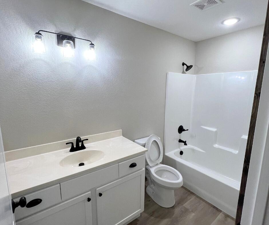 3021 Westway Drive Drive Property Photo 14