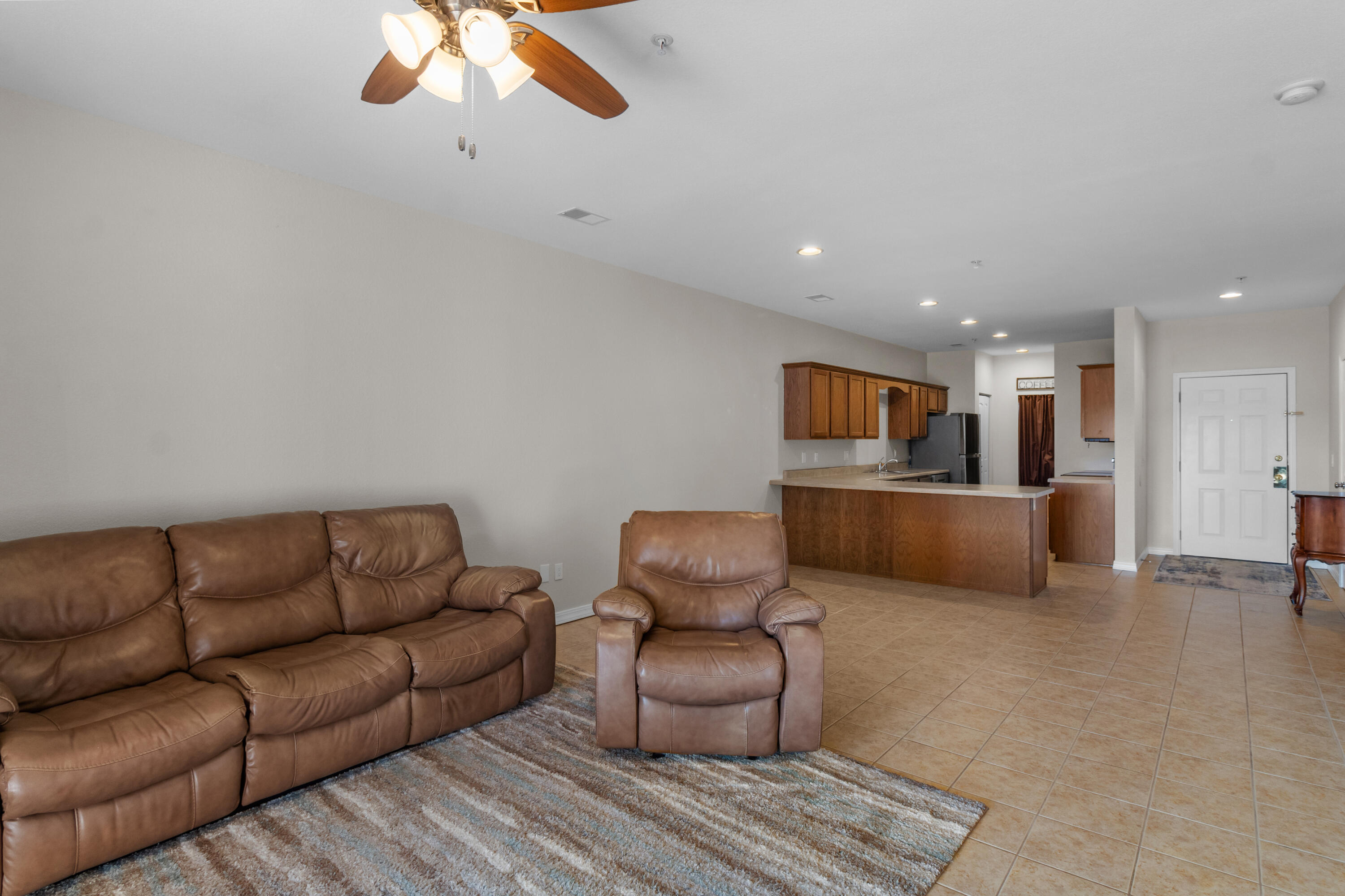 330 South Wildwood Drive Property Photo 5