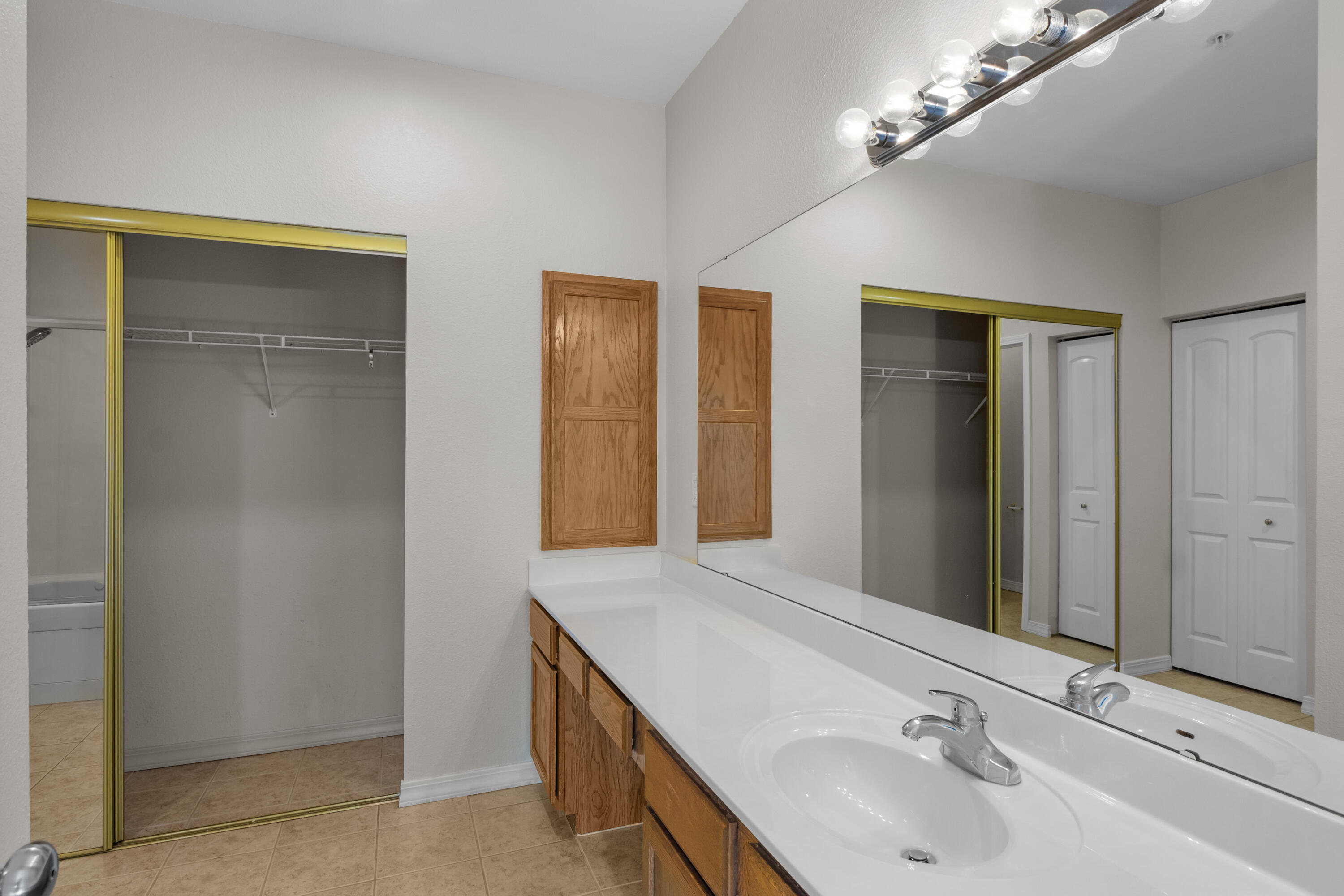 330 South Wildwood Drive Property Photo 21