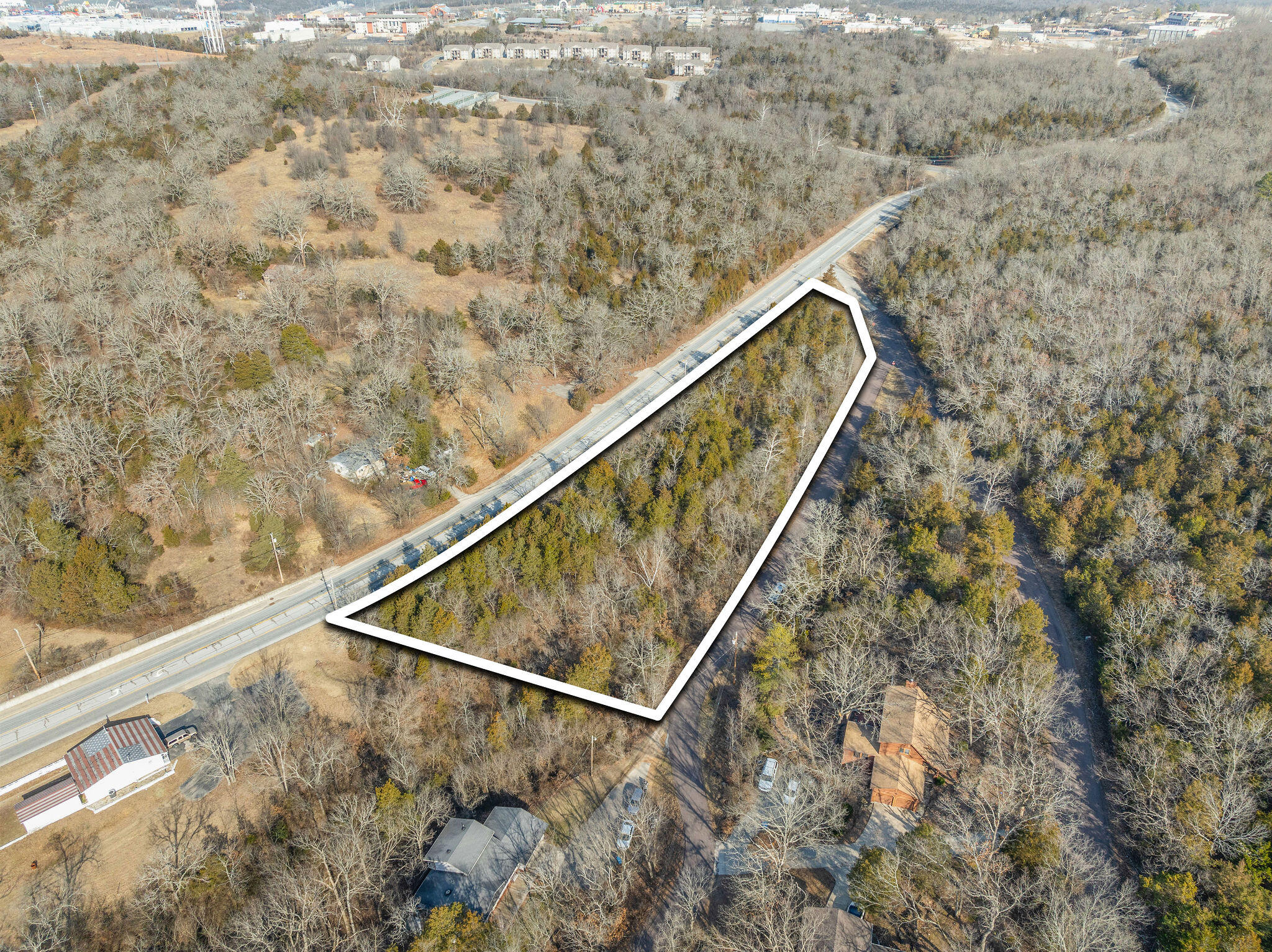 2229 Fall Creek Road Property Photo 3