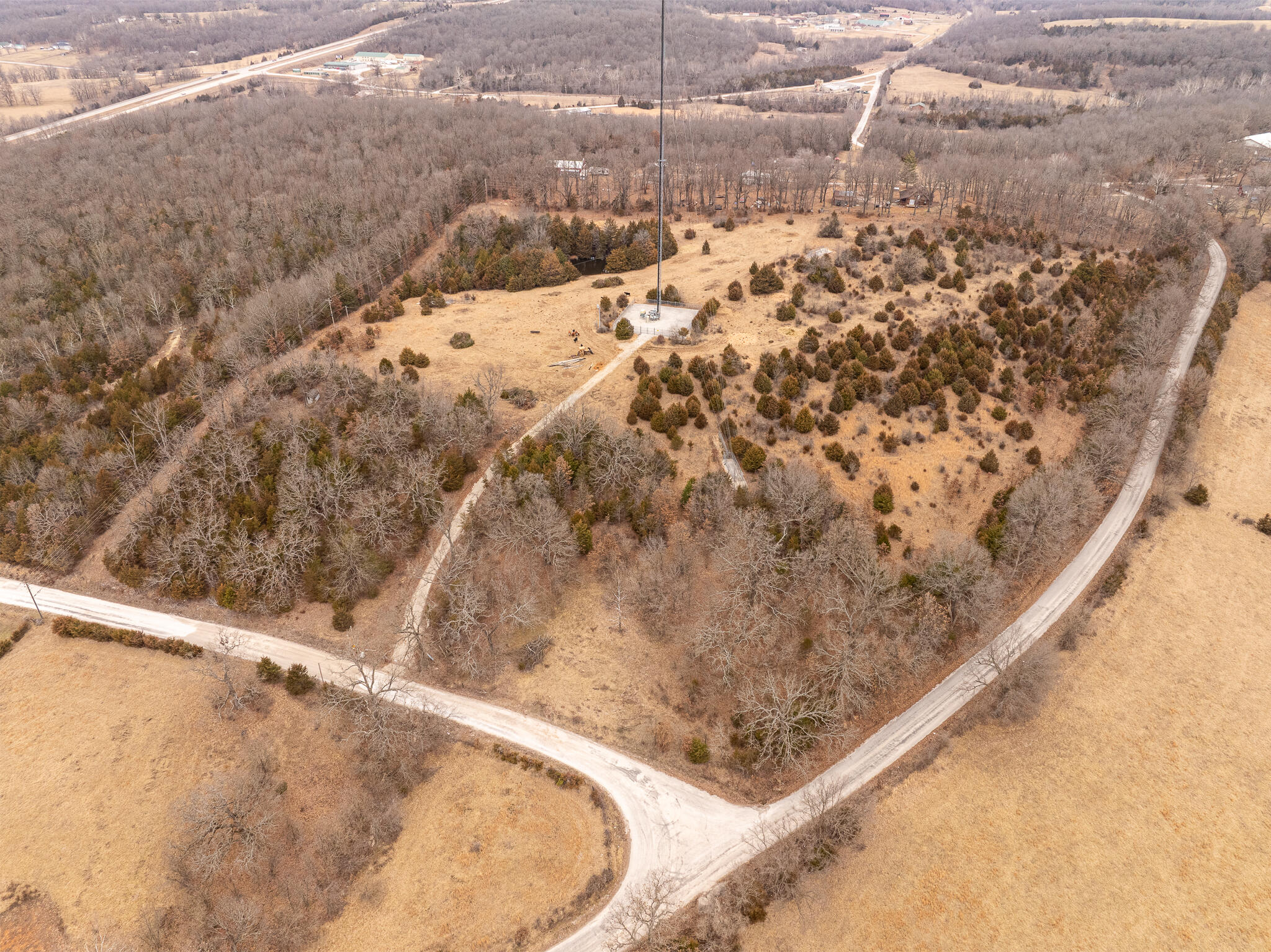 000 East 565th Road Property Photo 3
