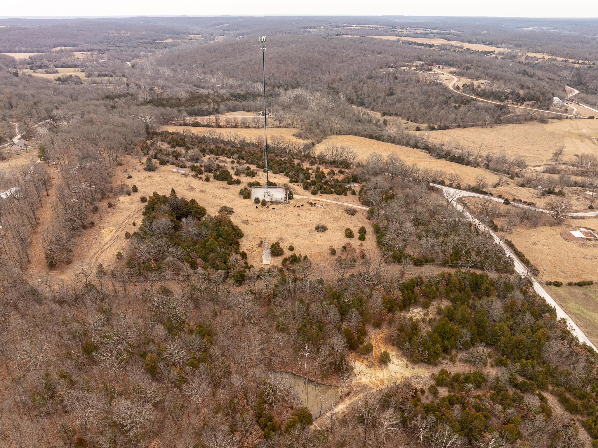 000 East 565th Road Property Photo 8