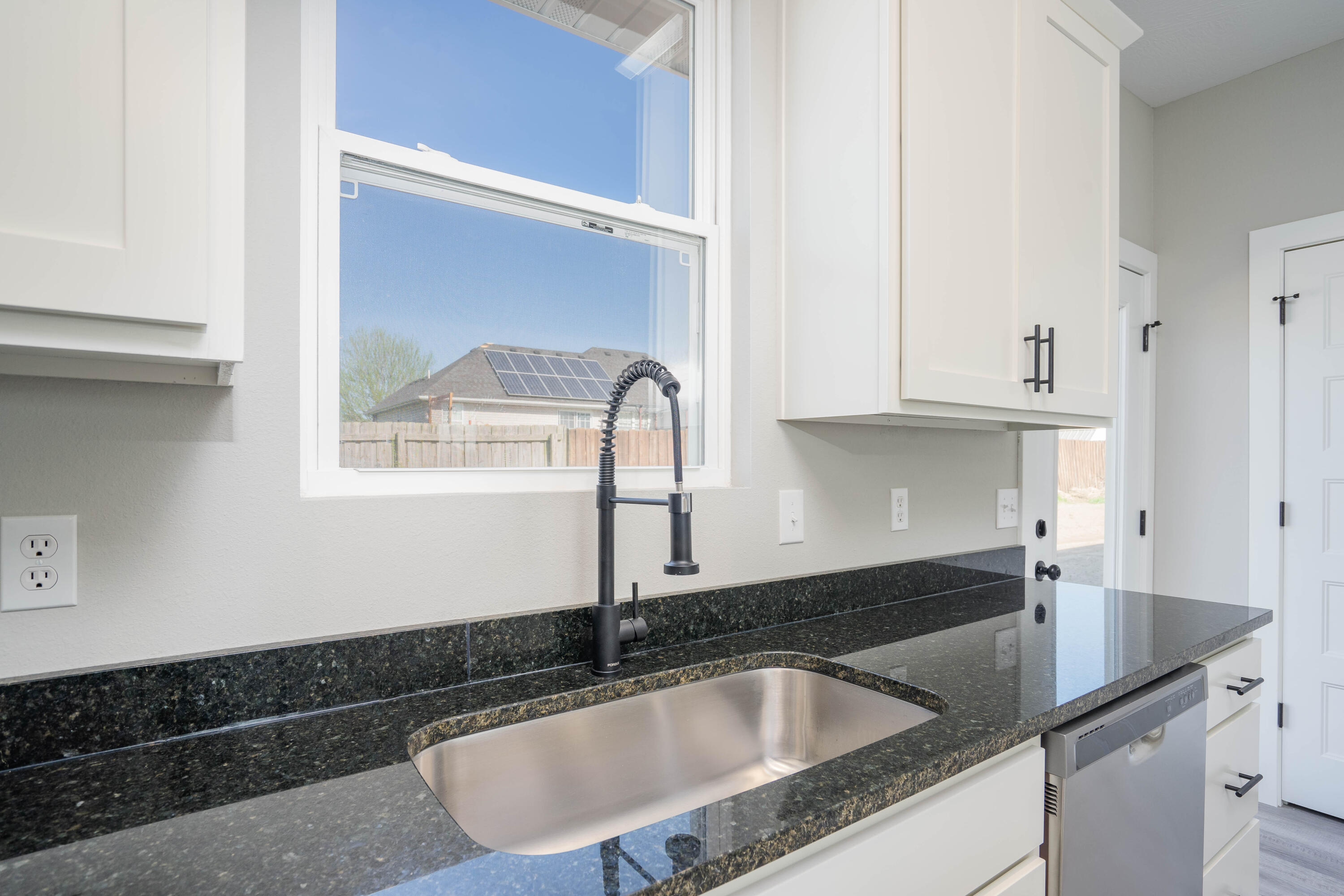 1285 North London Place Property Photo 25