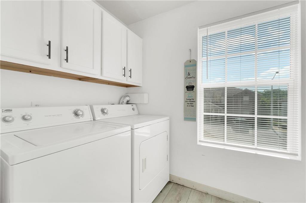 2916 Vineyards Parkway Property Photo 24