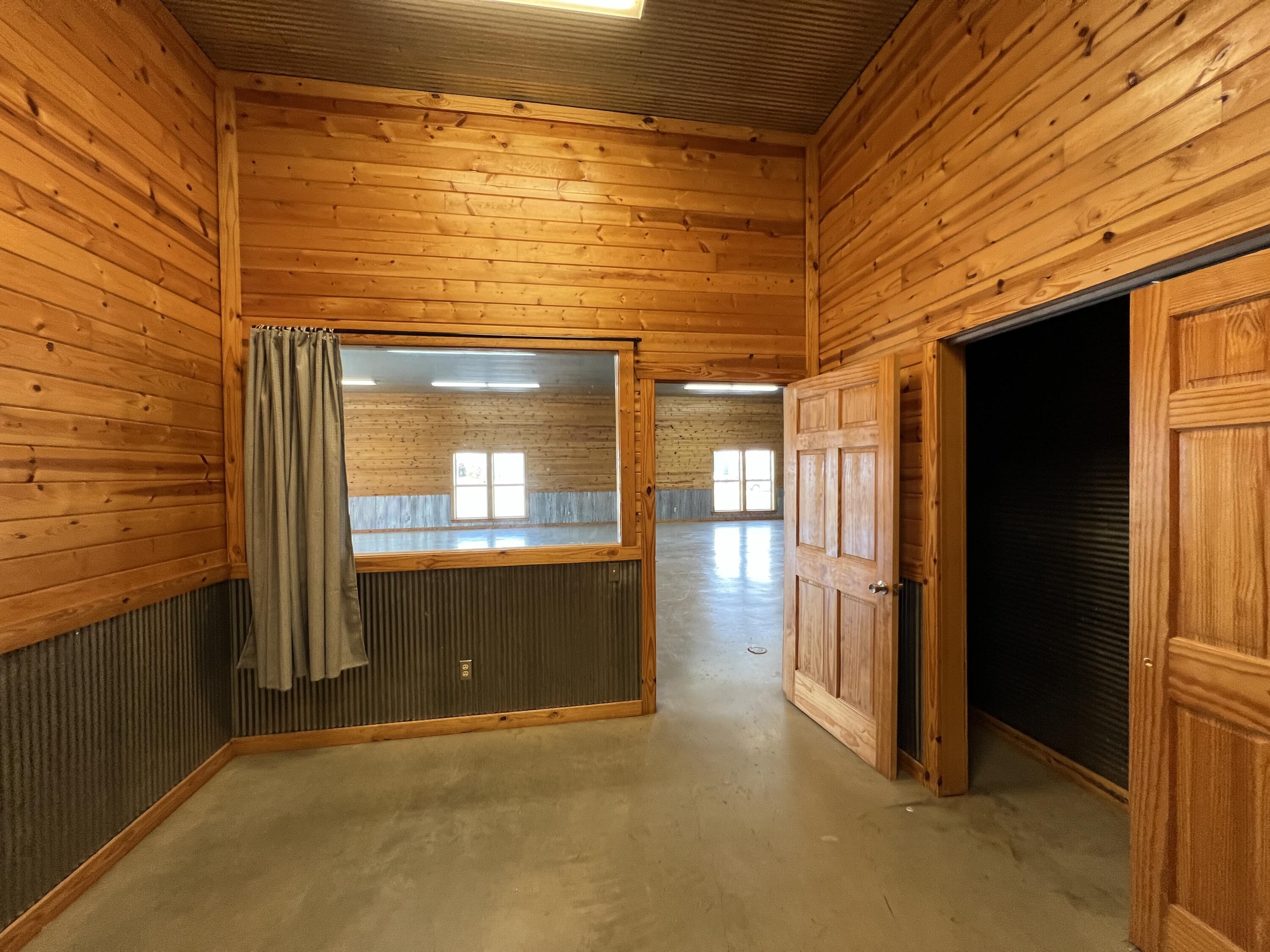 80 County Road 842 Property Photo 18