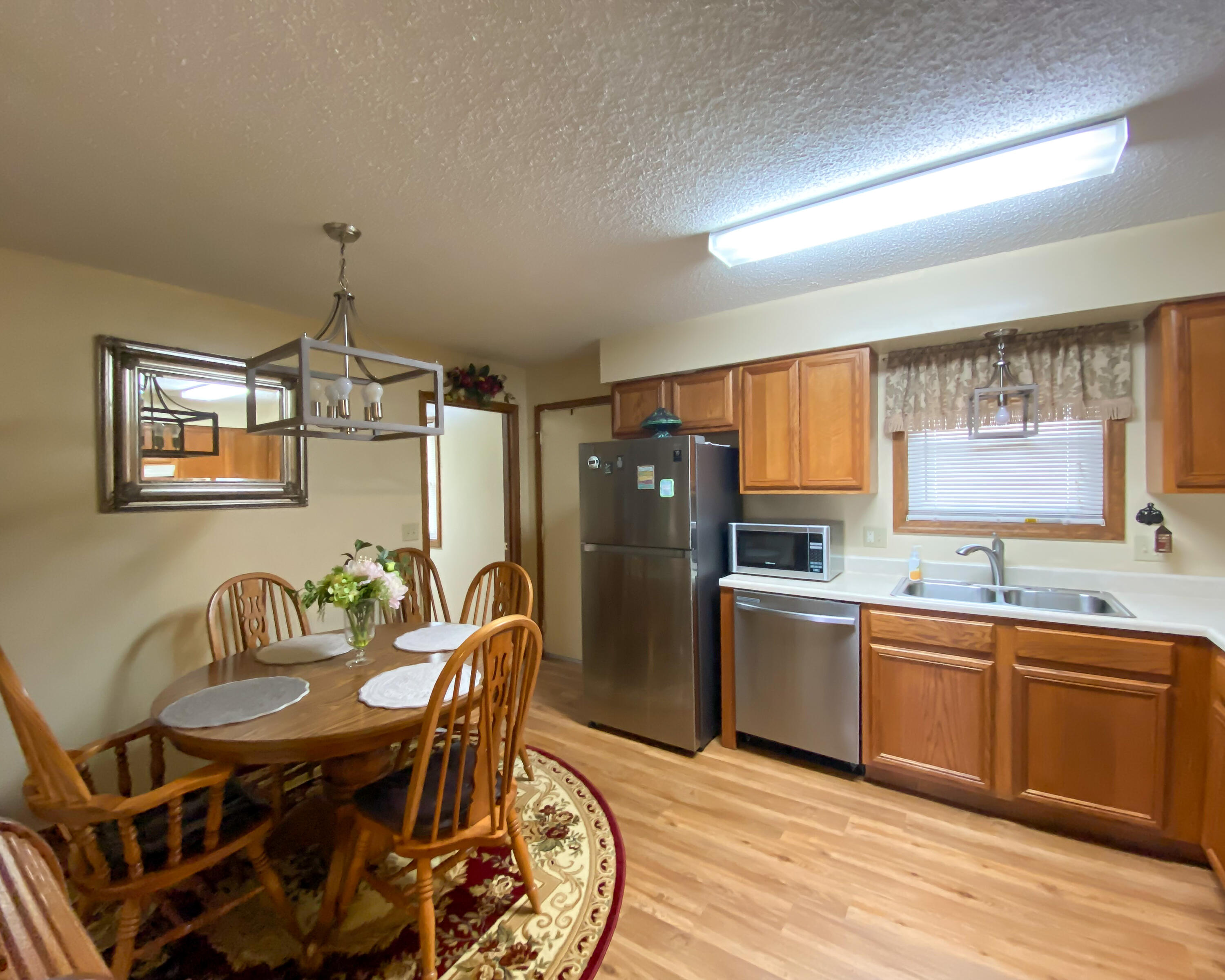 1519 Stewart Street Property Photo 11