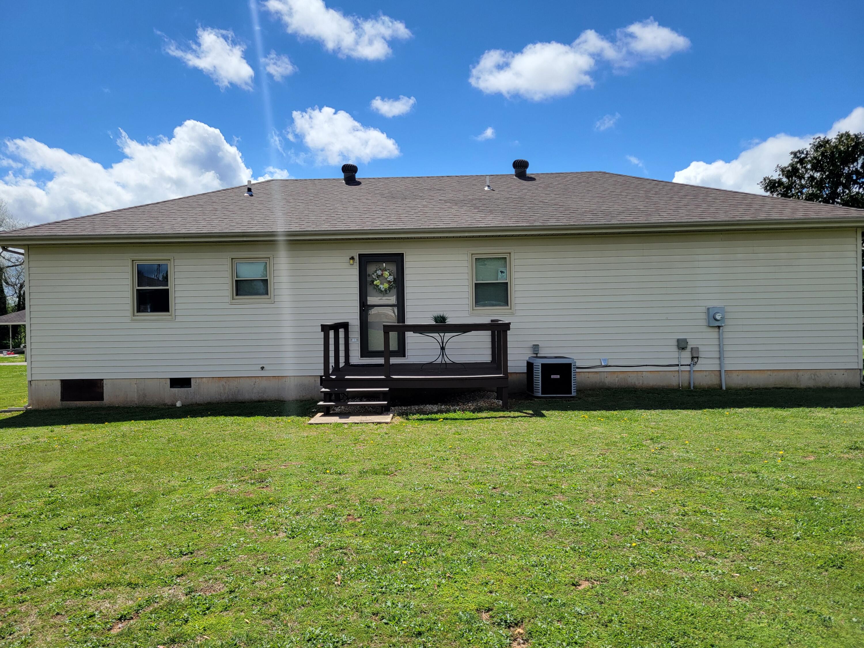 1519 Stewart Street Property Photo 14