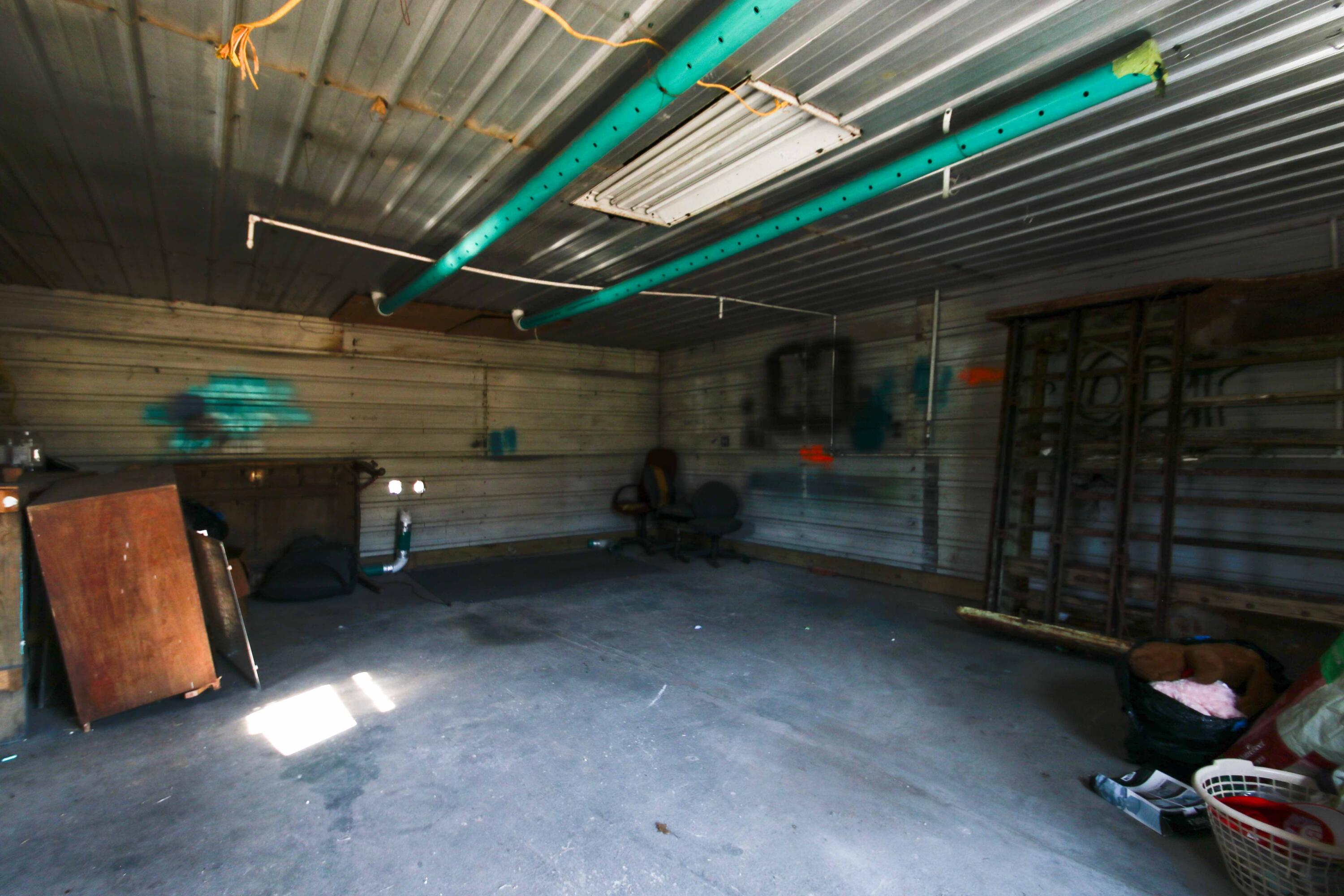 426/432 East South Street Street Property Photo 8