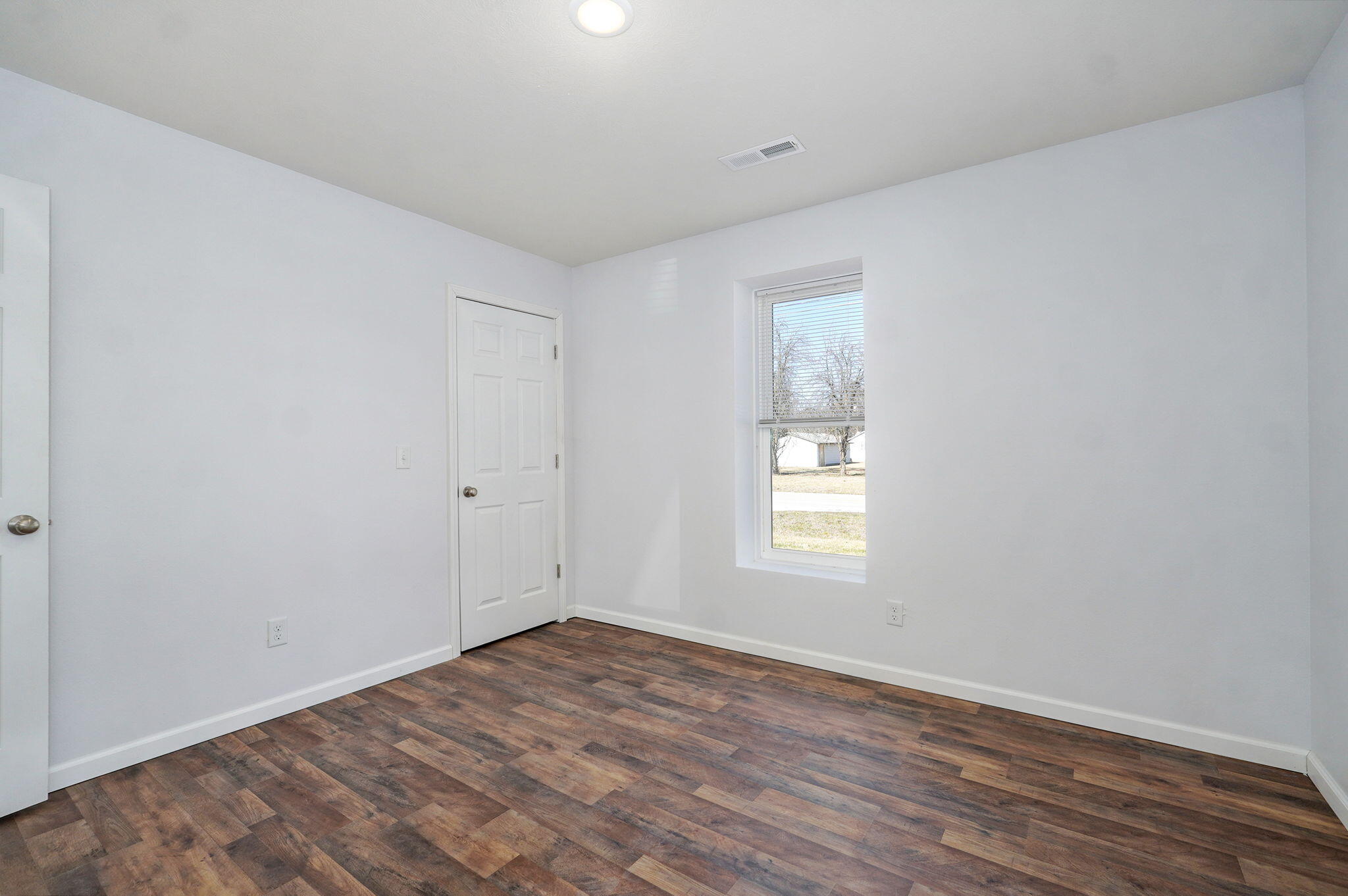 2420 East Blaine Street Property Photo 26