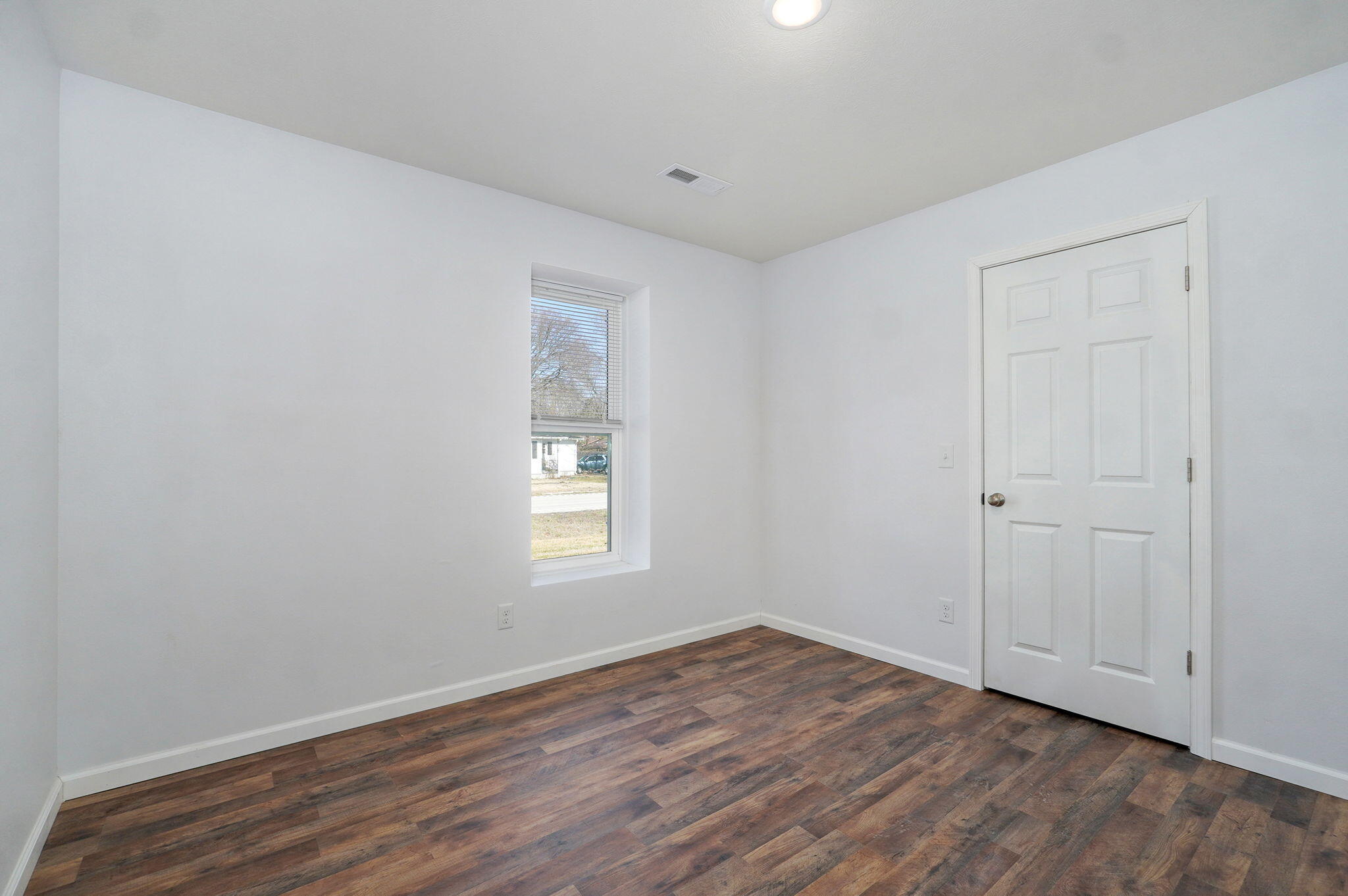 2420 East Blaine Street Property Photo 27