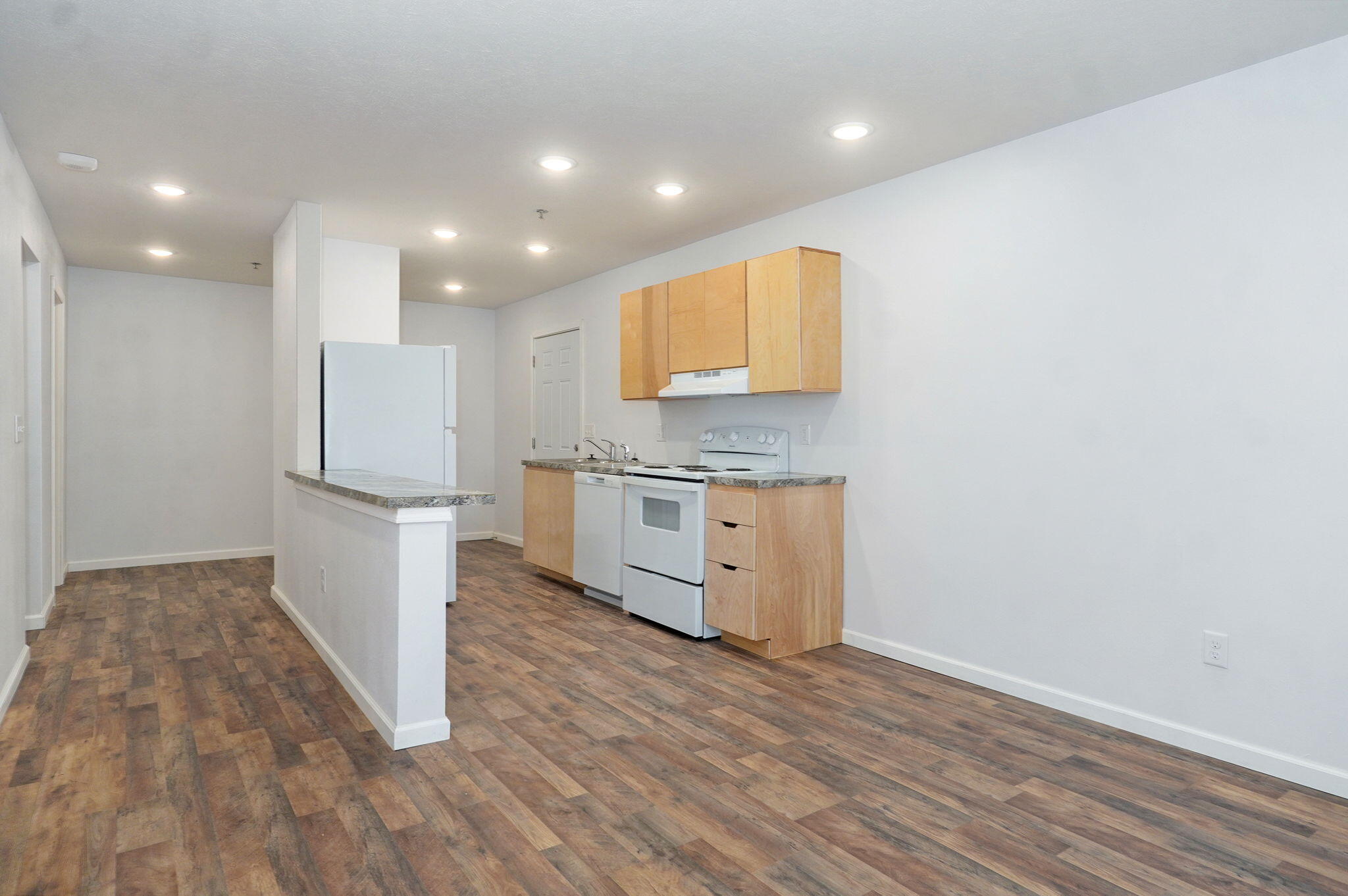 2420 East Blaine Street Property Photo 48