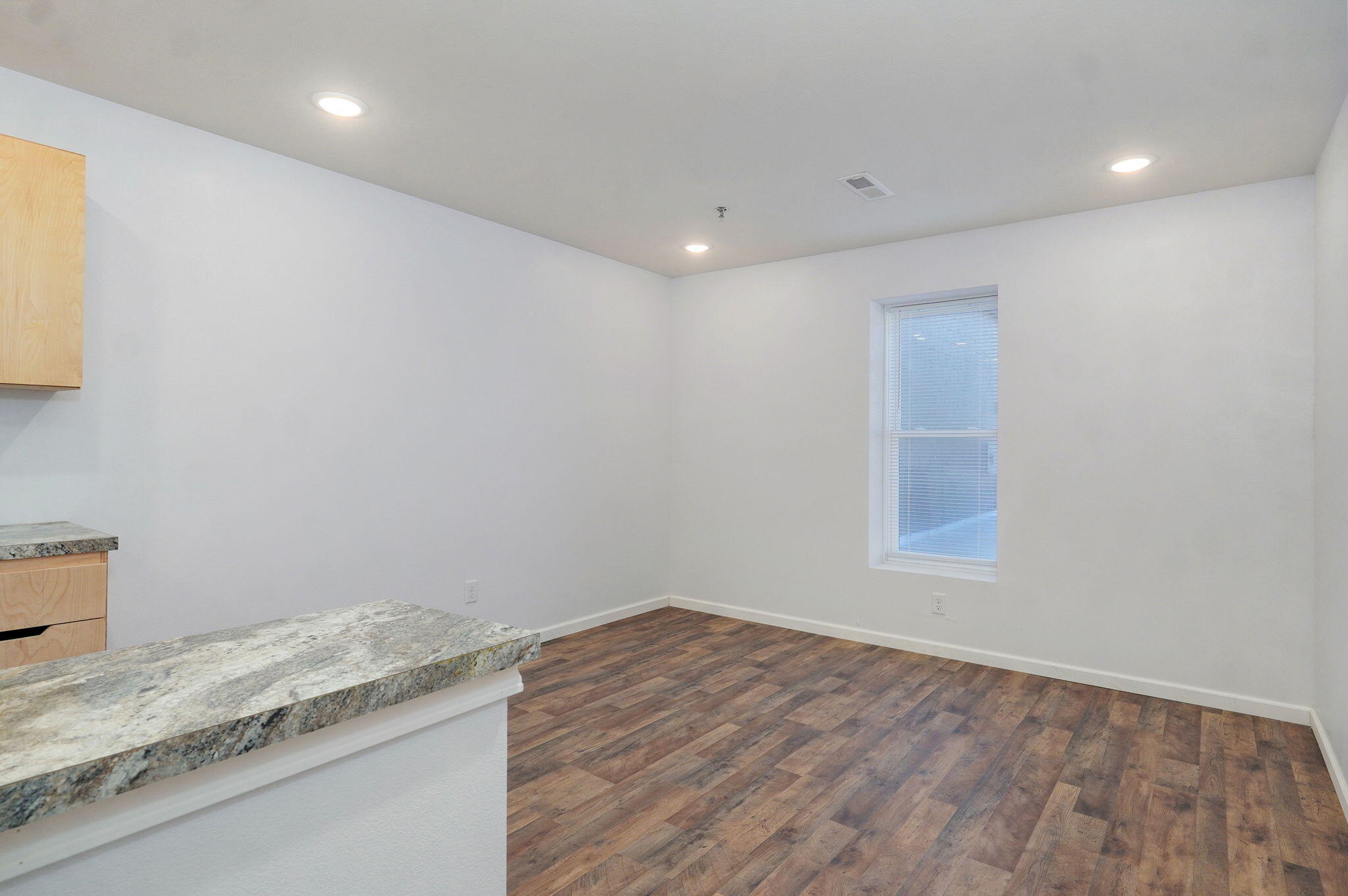 2420 East Blaine Street Property Photo 50
