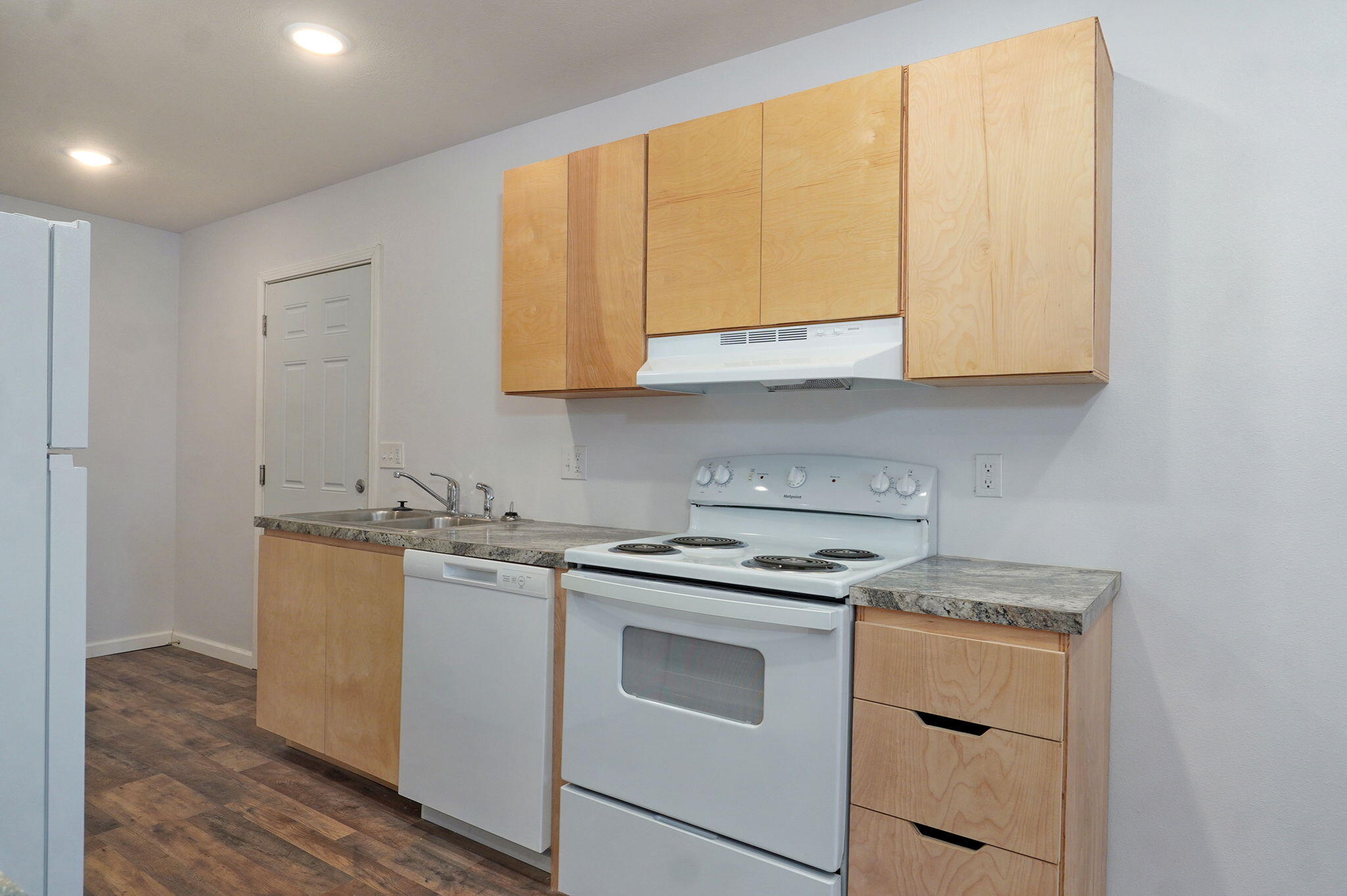 2420 East Blaine Street Property Photo 51