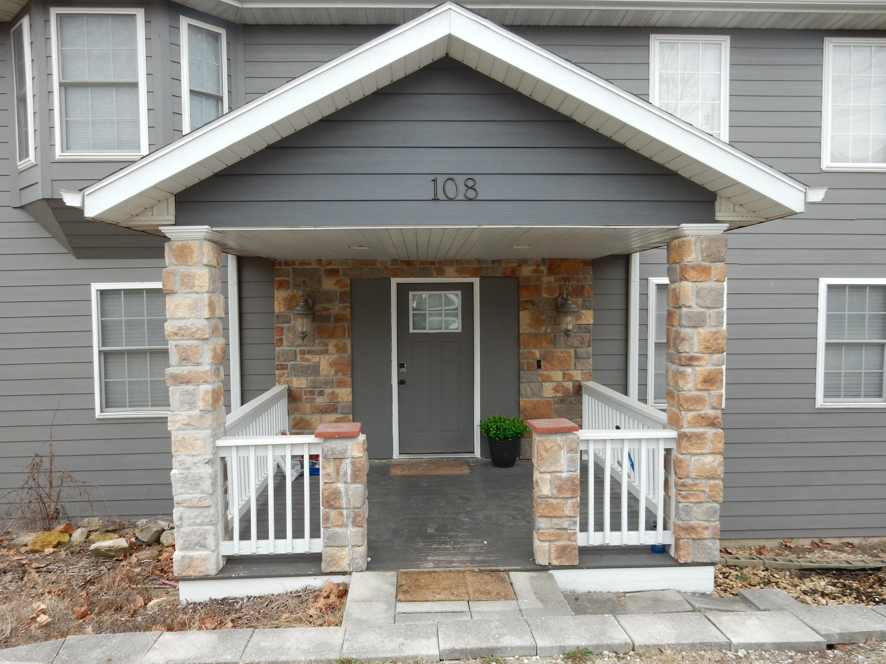 Holiday Haven Real Estate Listings Main Image