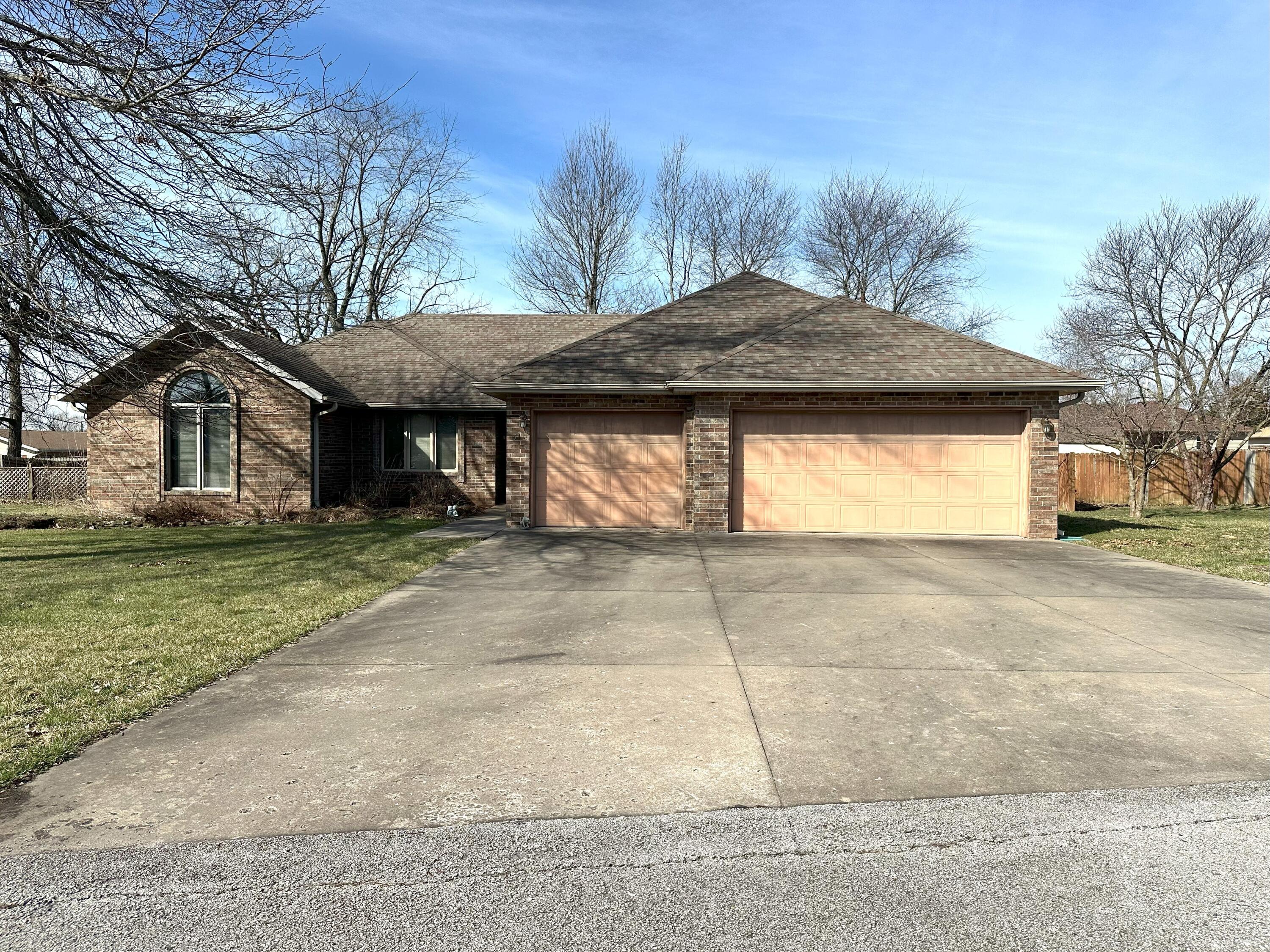 312 Blair Circle Property Photo 1