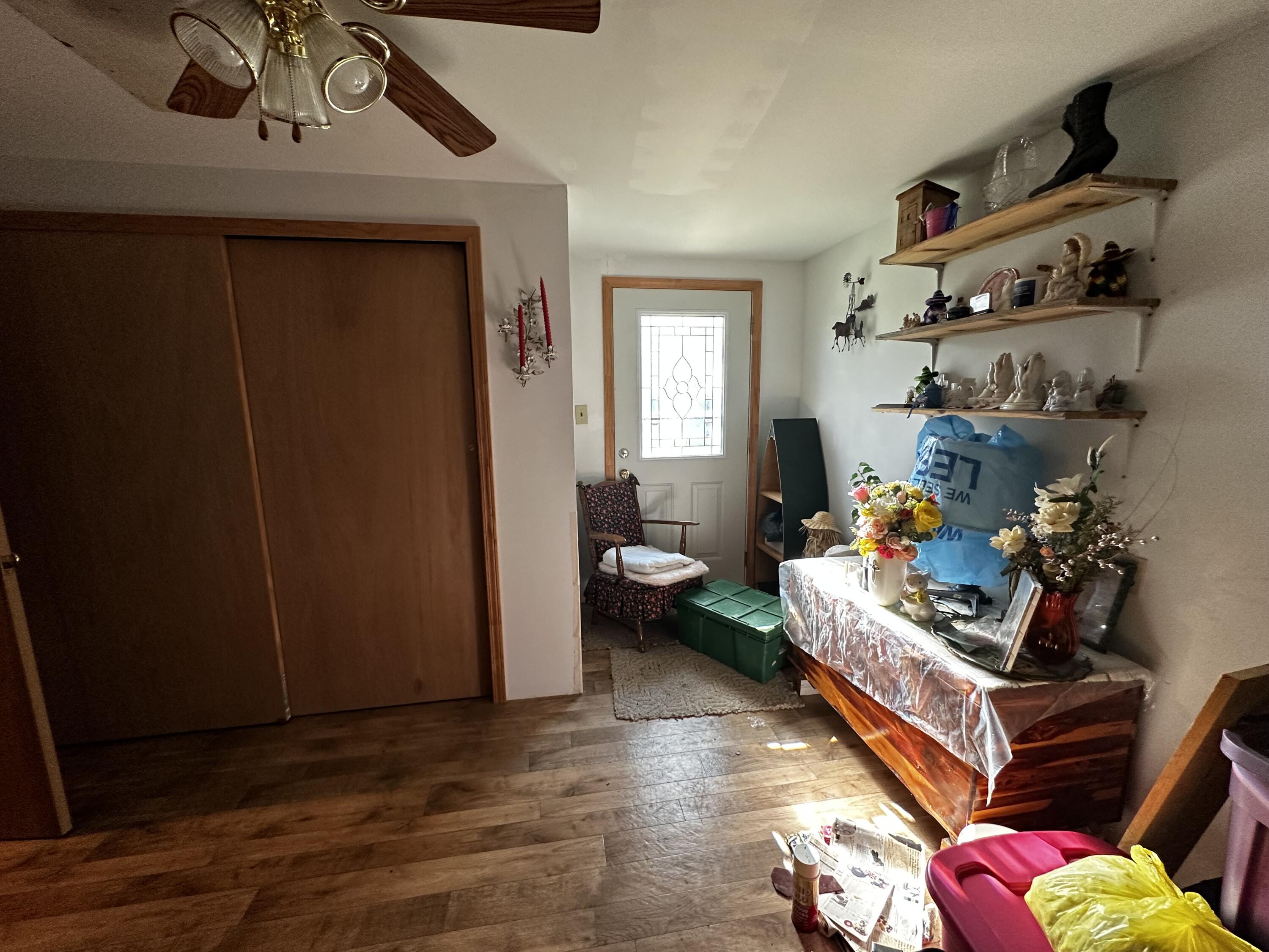 19038 State Highway E Property Photo 6