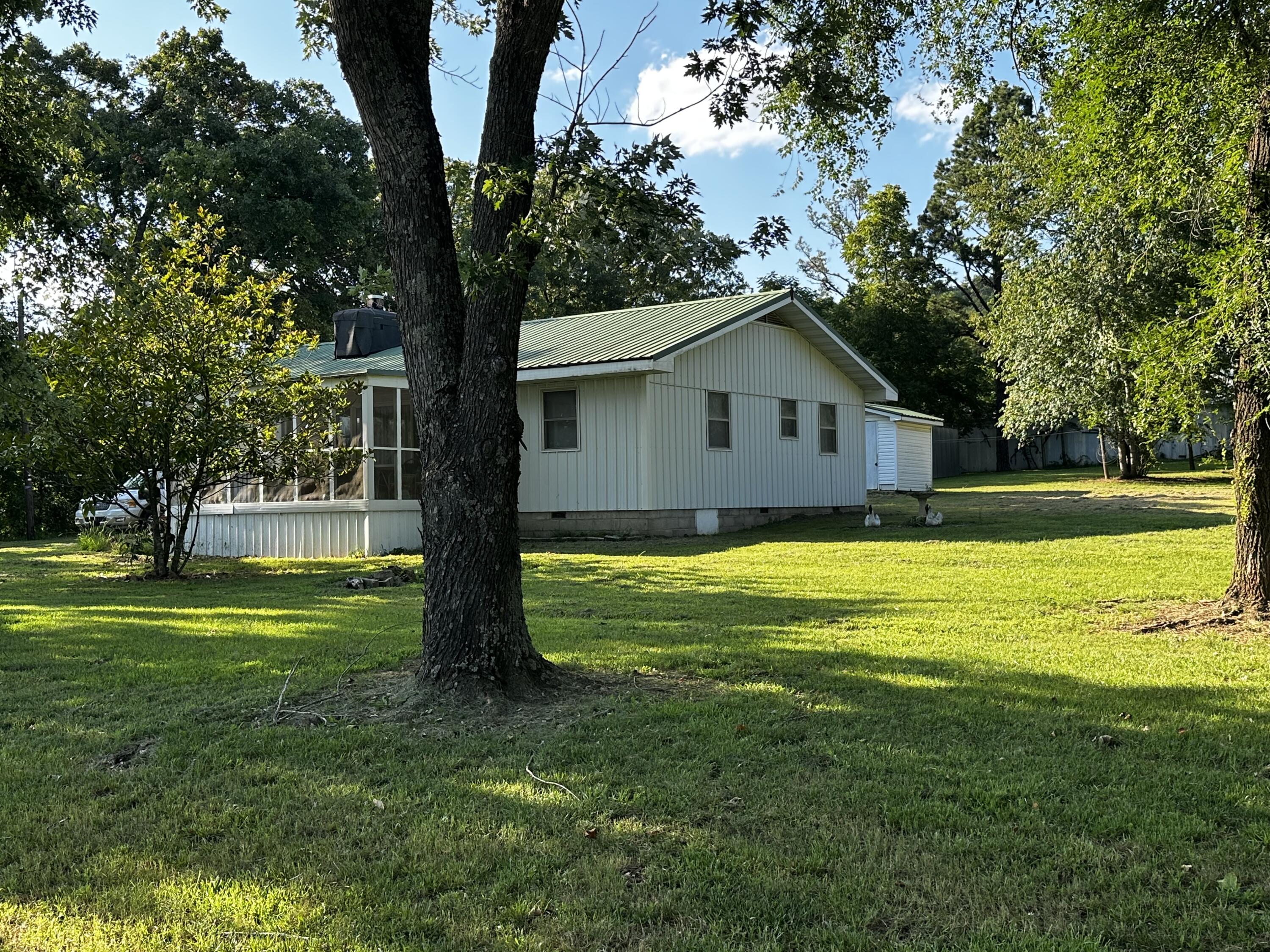 19038 State Highway E Property Photo 19