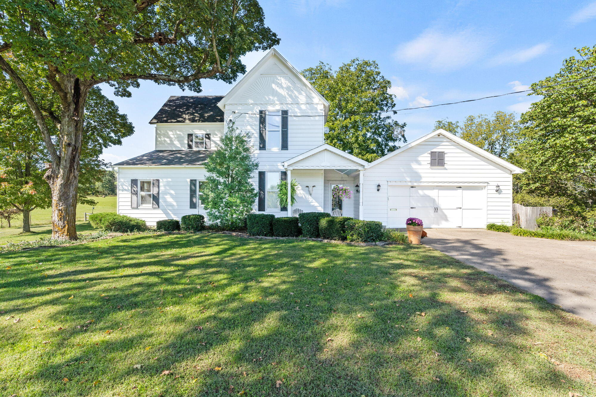 4655 South Wilsons Creek Boulevard Property Photo 1