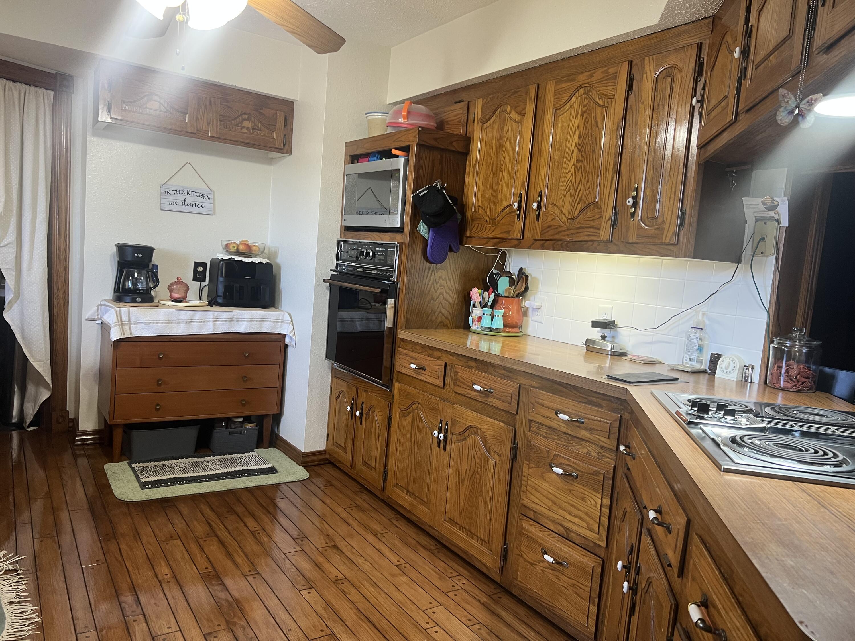 452 Coon Hill Road Property Photo 25