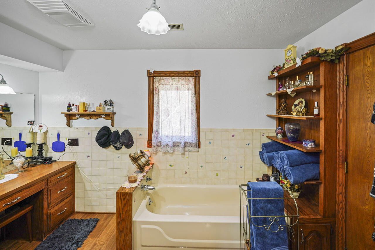 452 Coon Hill Road Property Photo 35