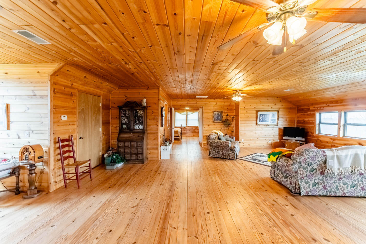 5647 Mo 142 Property Photo 36