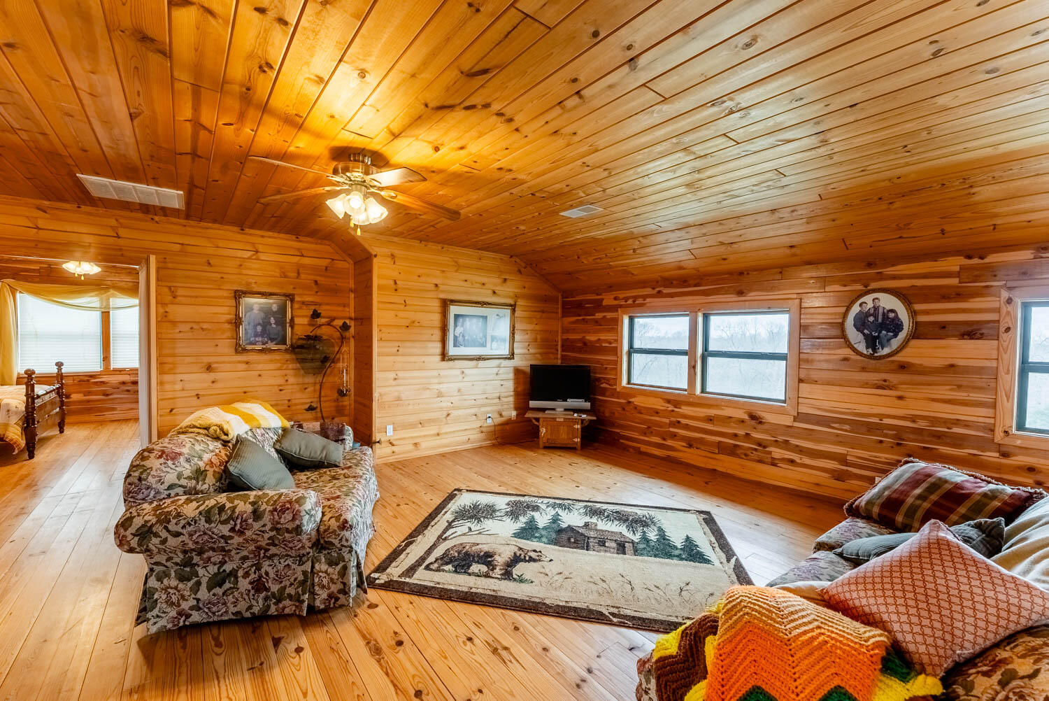 5647 Mo 142 Property Photo 39