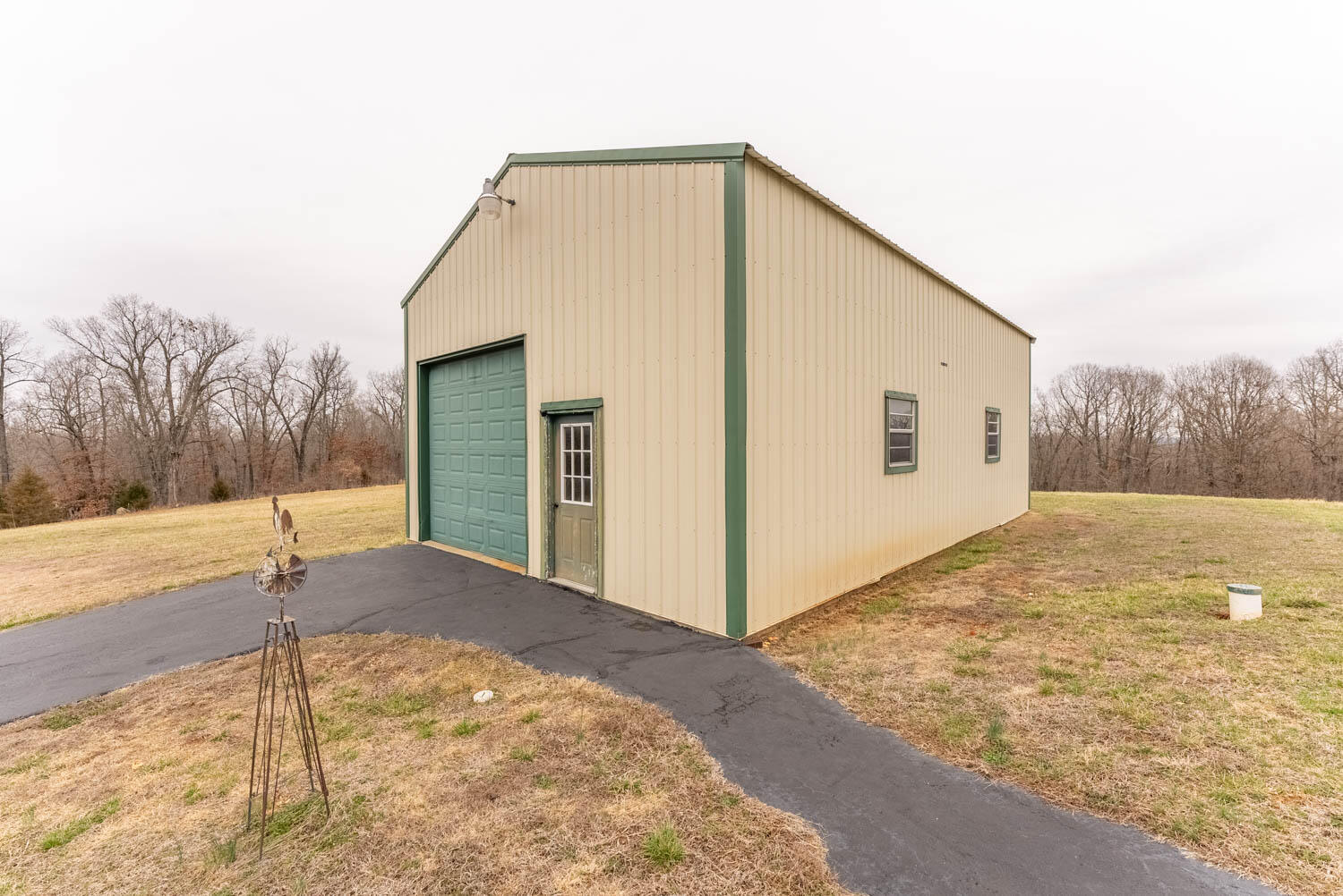 5647 Mo 142 Property Photo 51