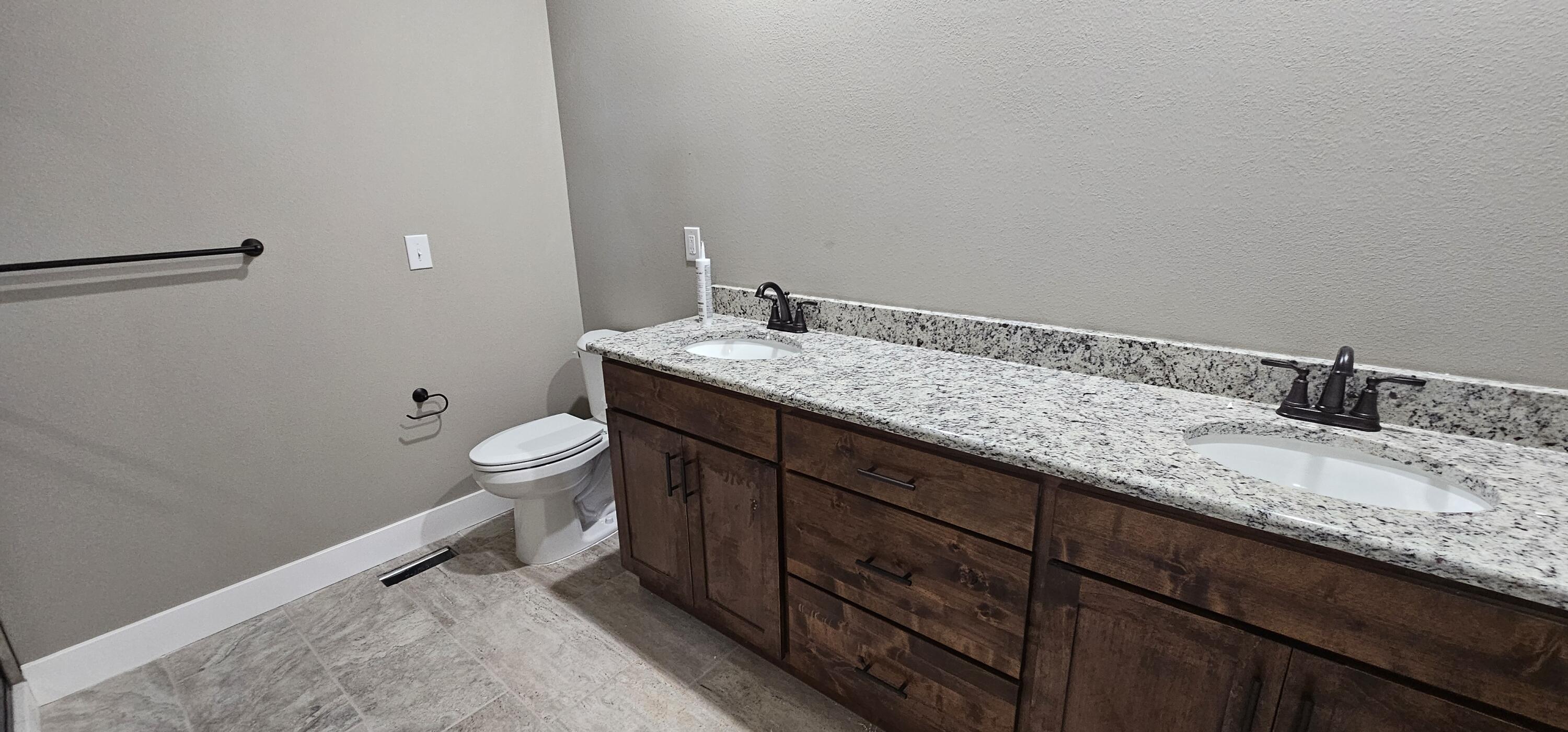 1109 South Swift Avenue Property Photo 9