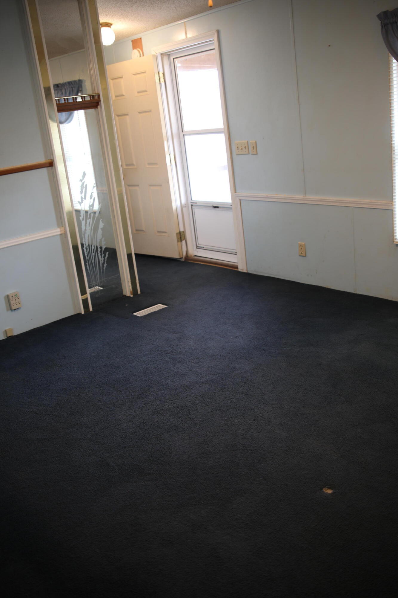 1031 Southeast 910 Road Property Photo 8