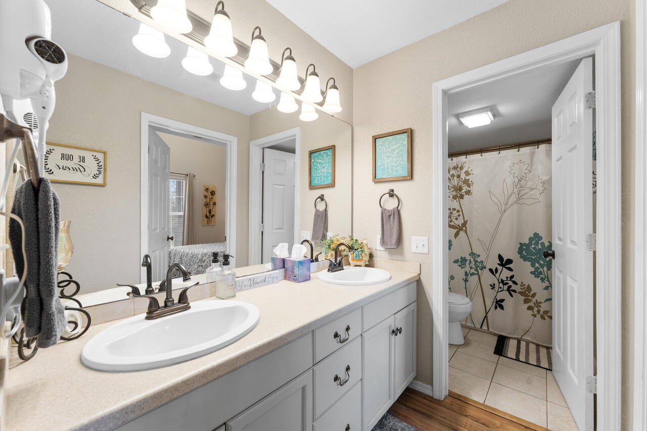 590 Abby Lane 7 Property Photo 8
