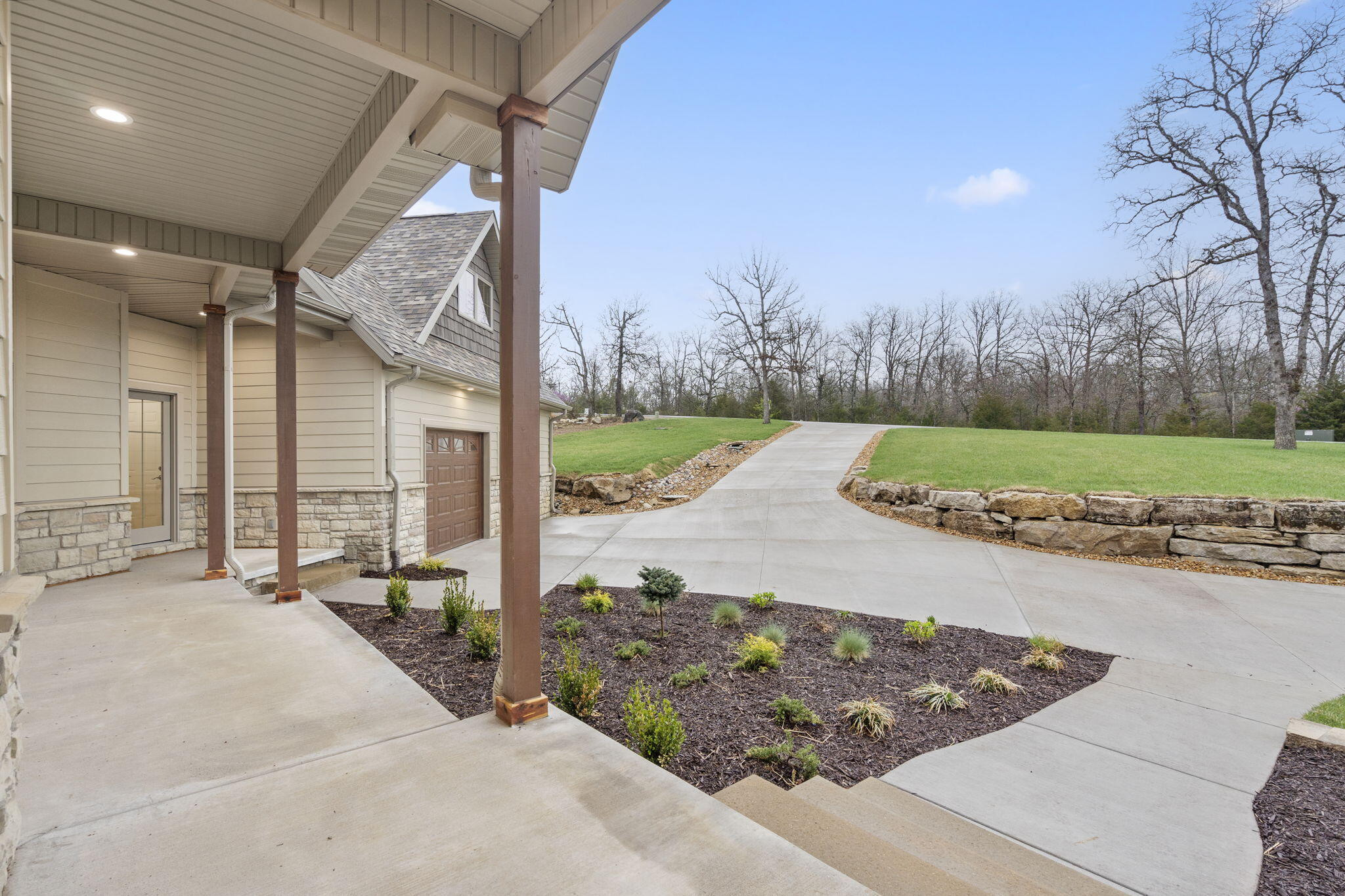 653 Forest Lake Drive Property Photo 7