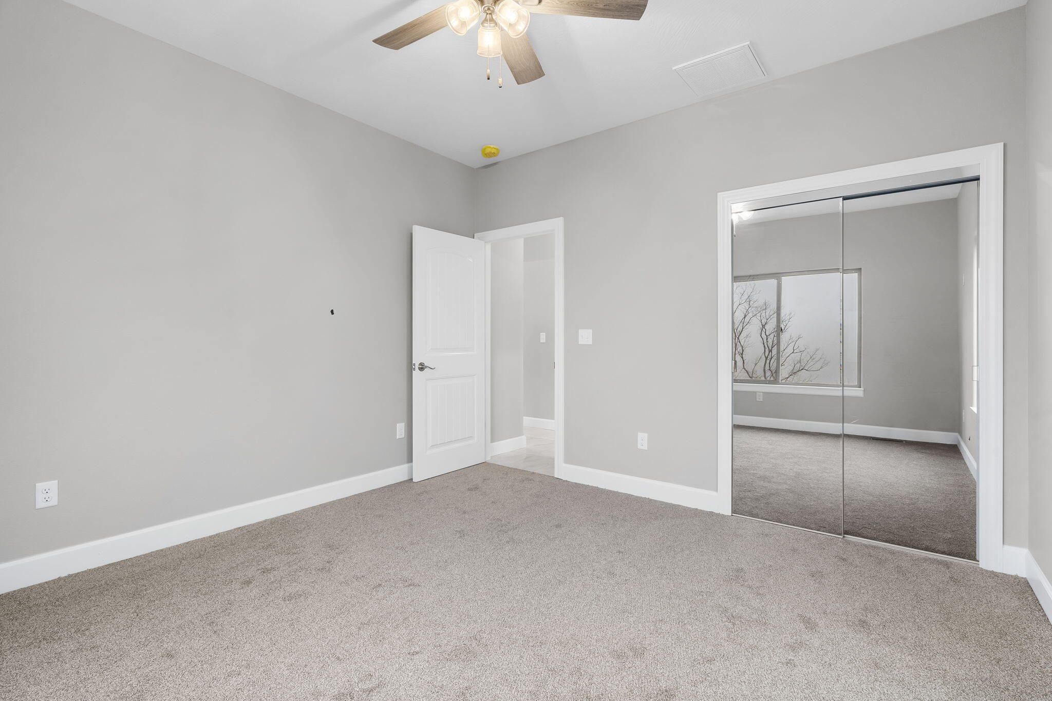 653 Forest Lake Drive Property Photo 30