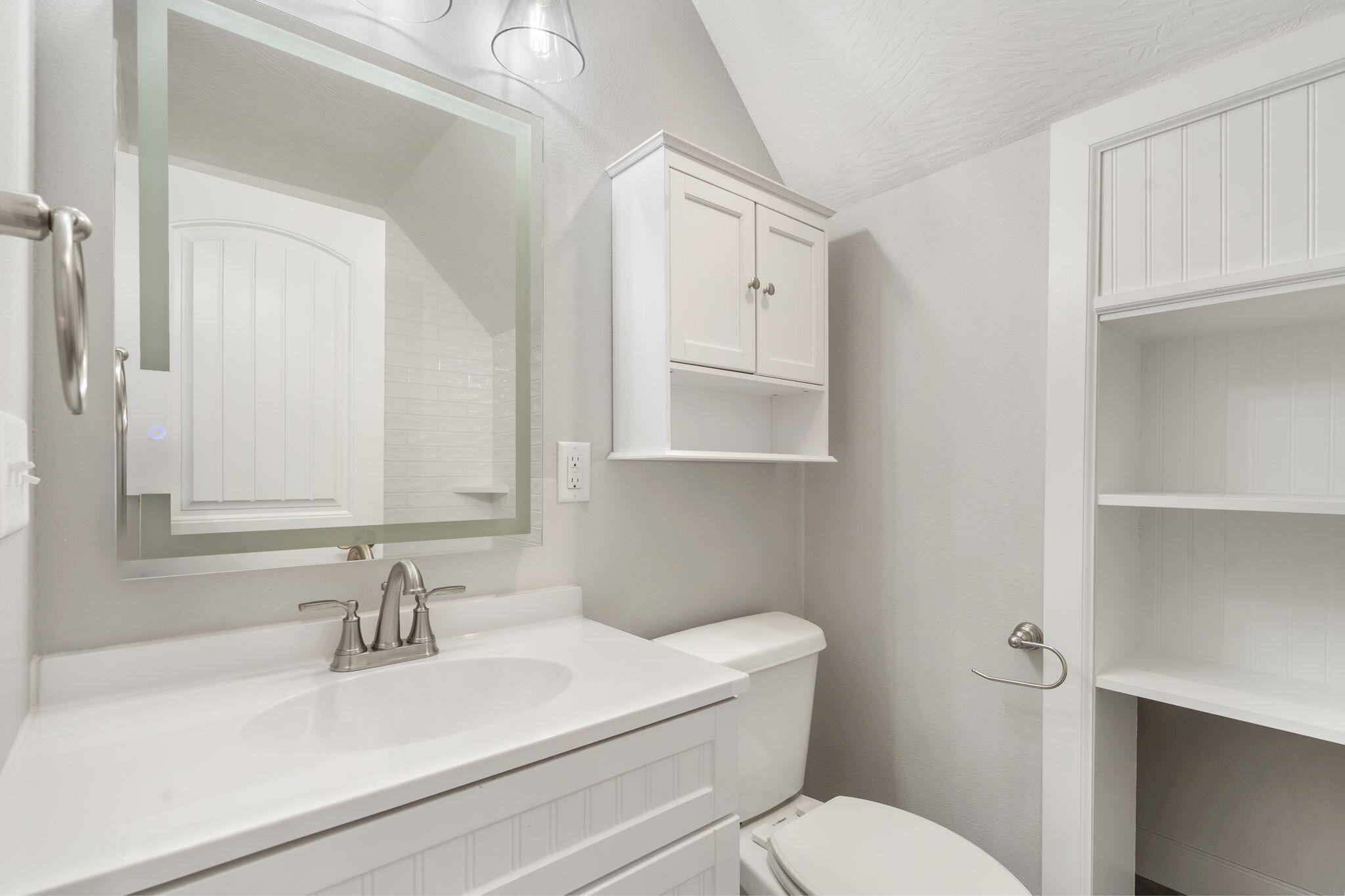 653 Forest Lake Drive Property Photo 36