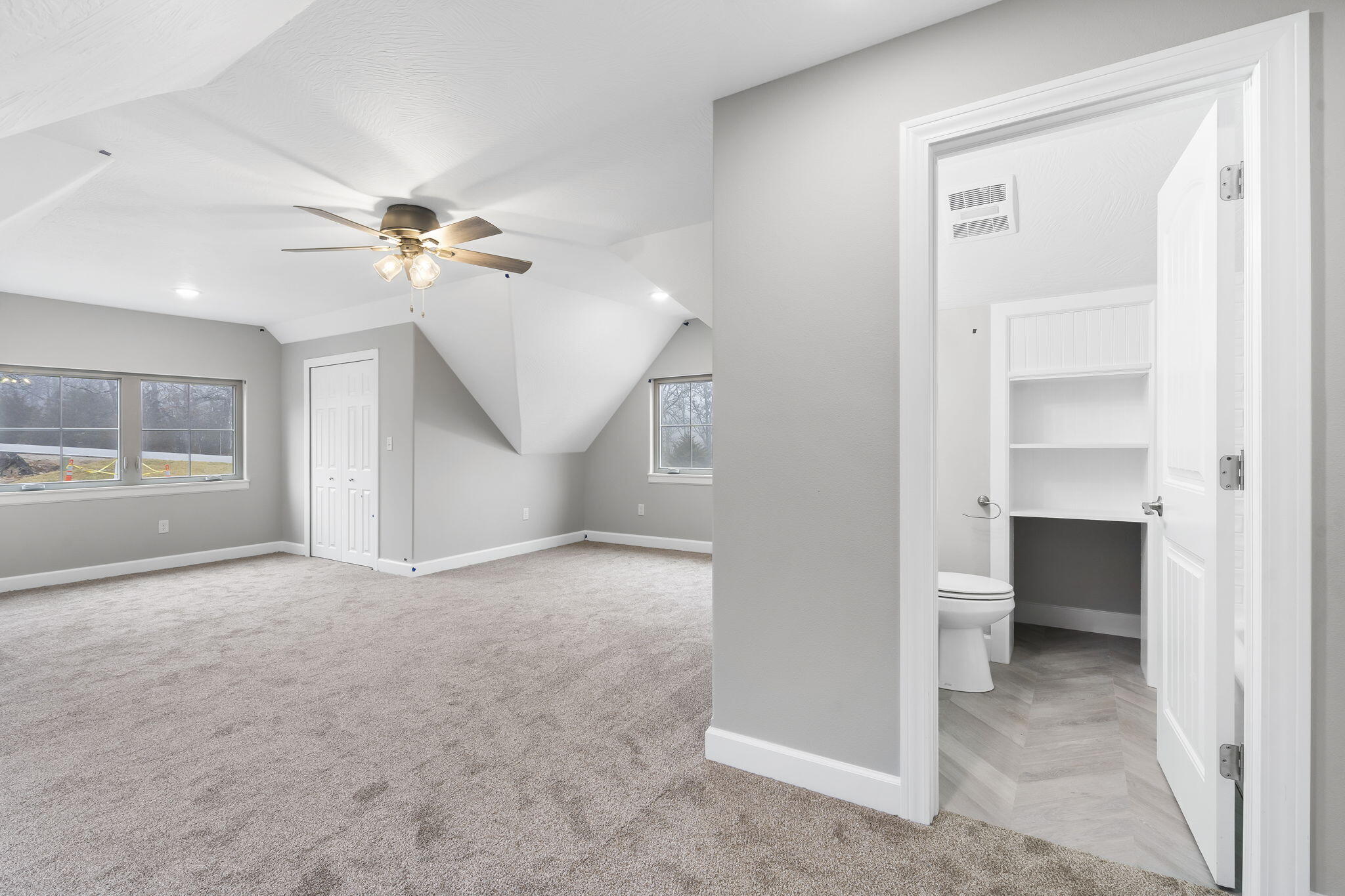653 Forest Lake Drive Property Photo 37