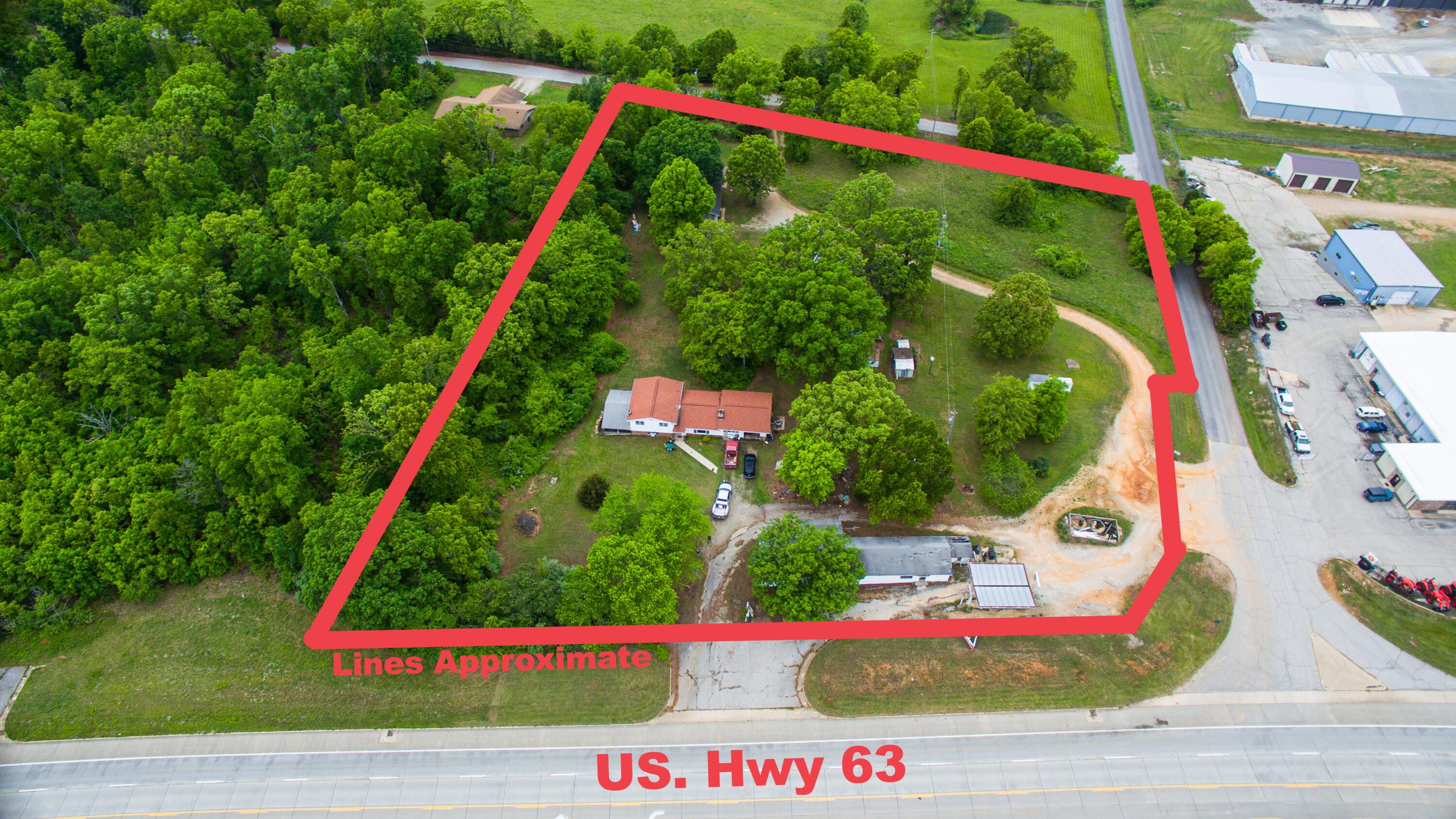 3693 Us Hwy 63 Property Photo 2