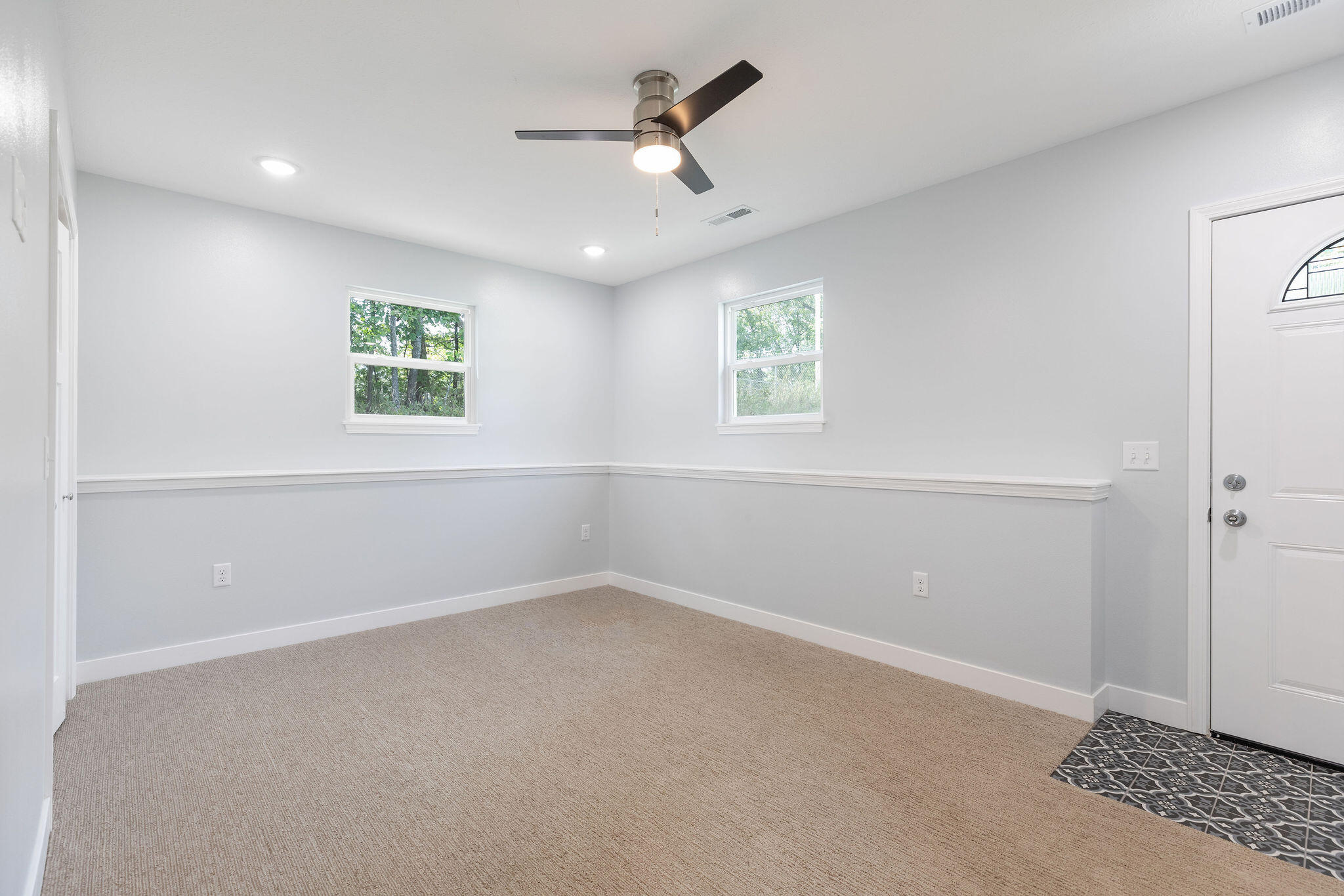 5012 Pear Drive Property Photo 3