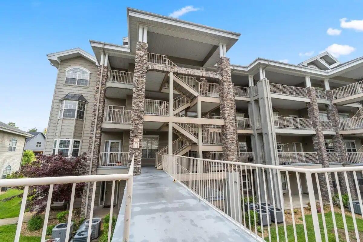 200 Glory Road Property Photo 1