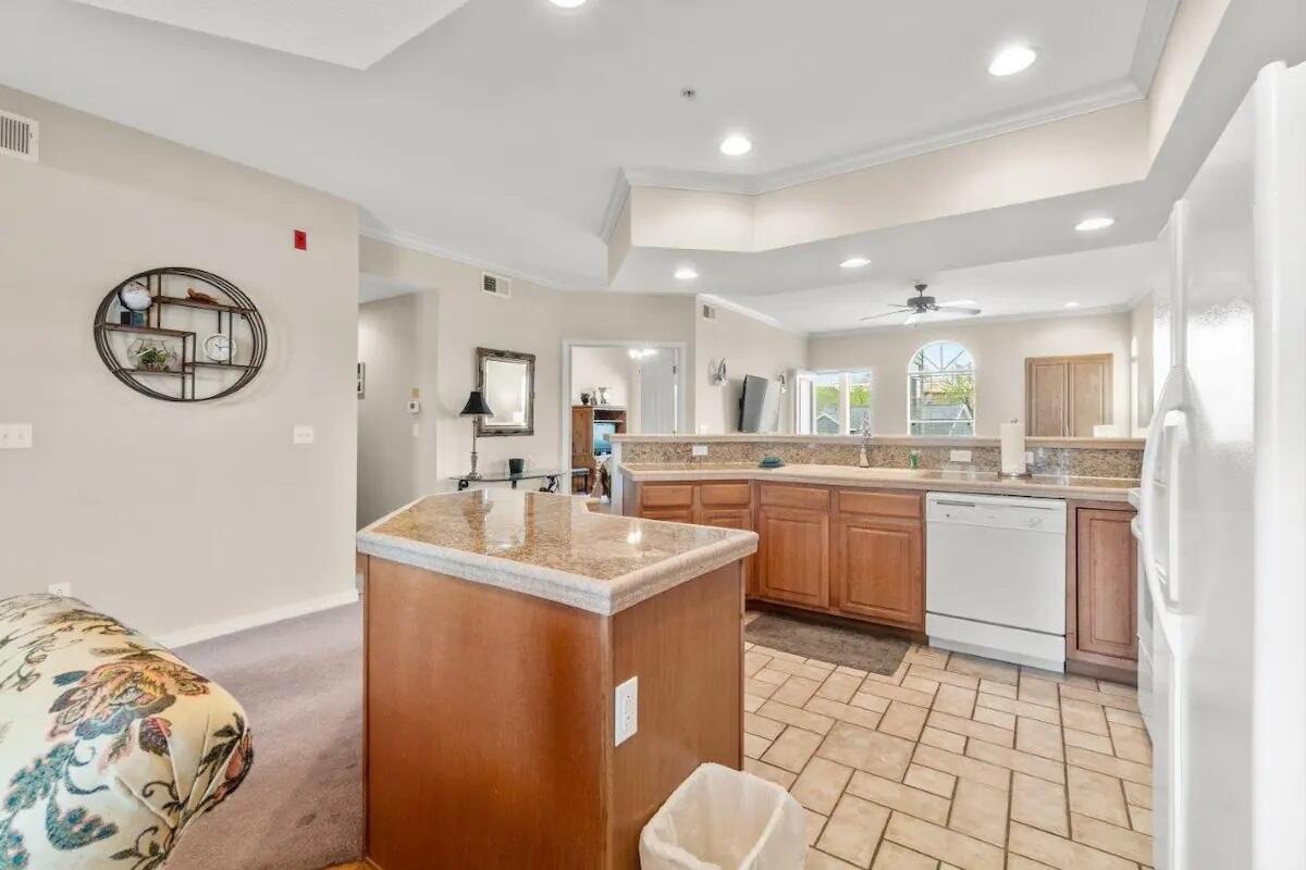 200 Glory Road Property Photo 6