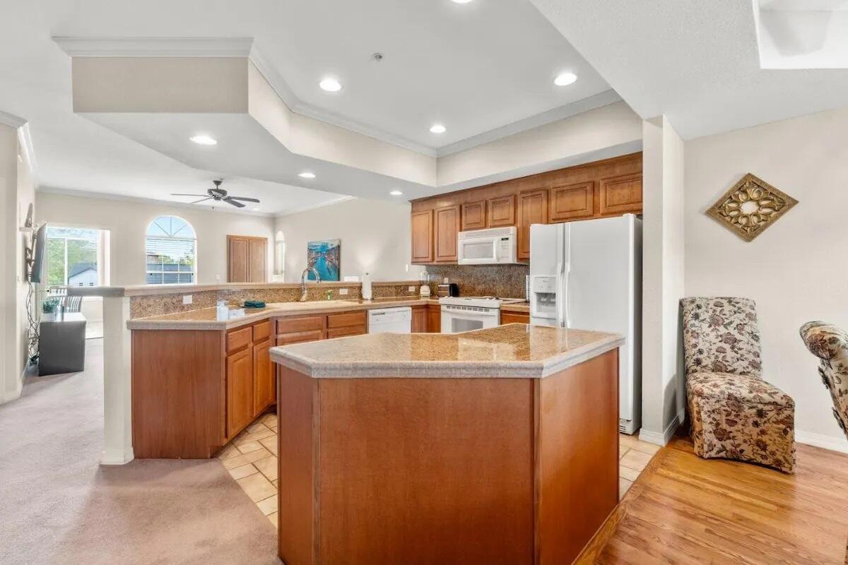 200 Glory Road Property Photo 9