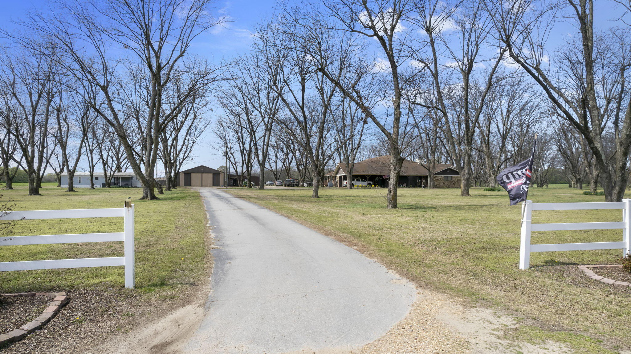 18465 County Road 405 Property Photo 68