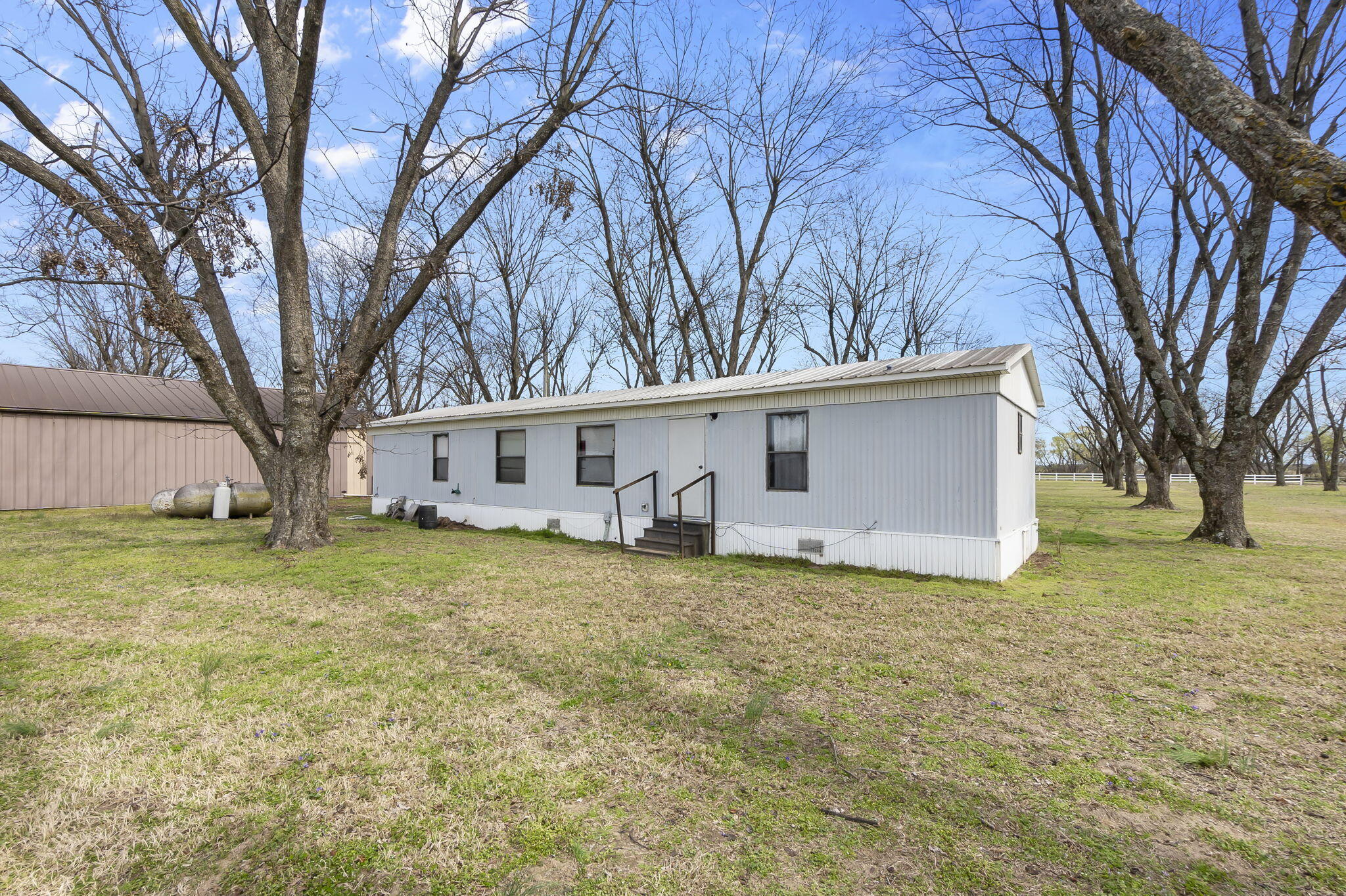 18465 County Road 405 Property Photo 76