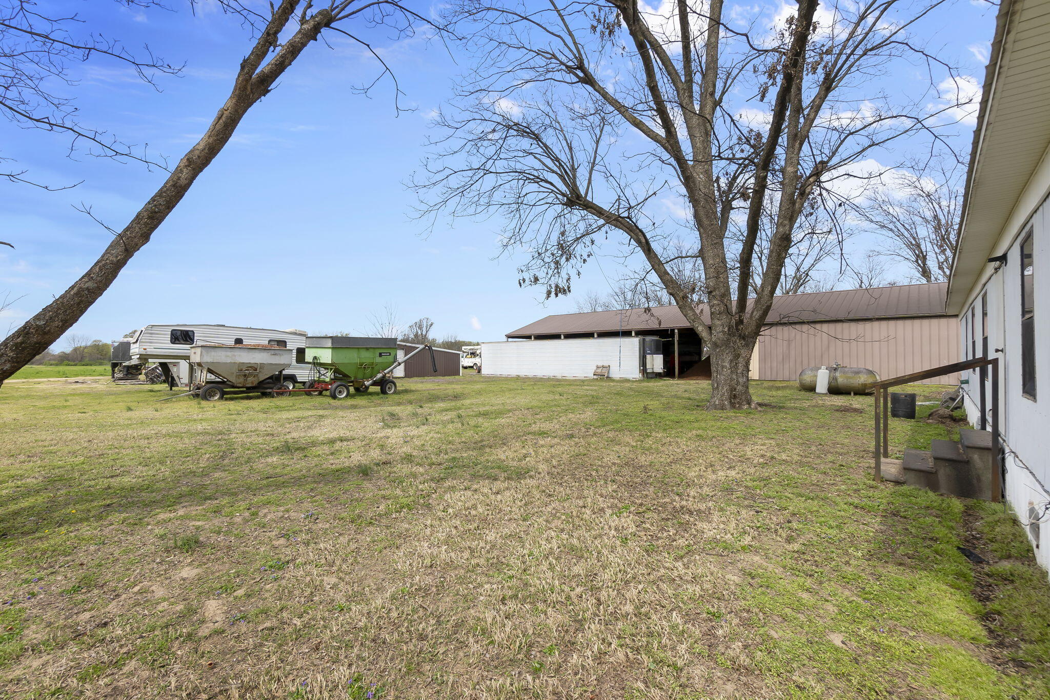 18465 County Road 405 Property Photo 78