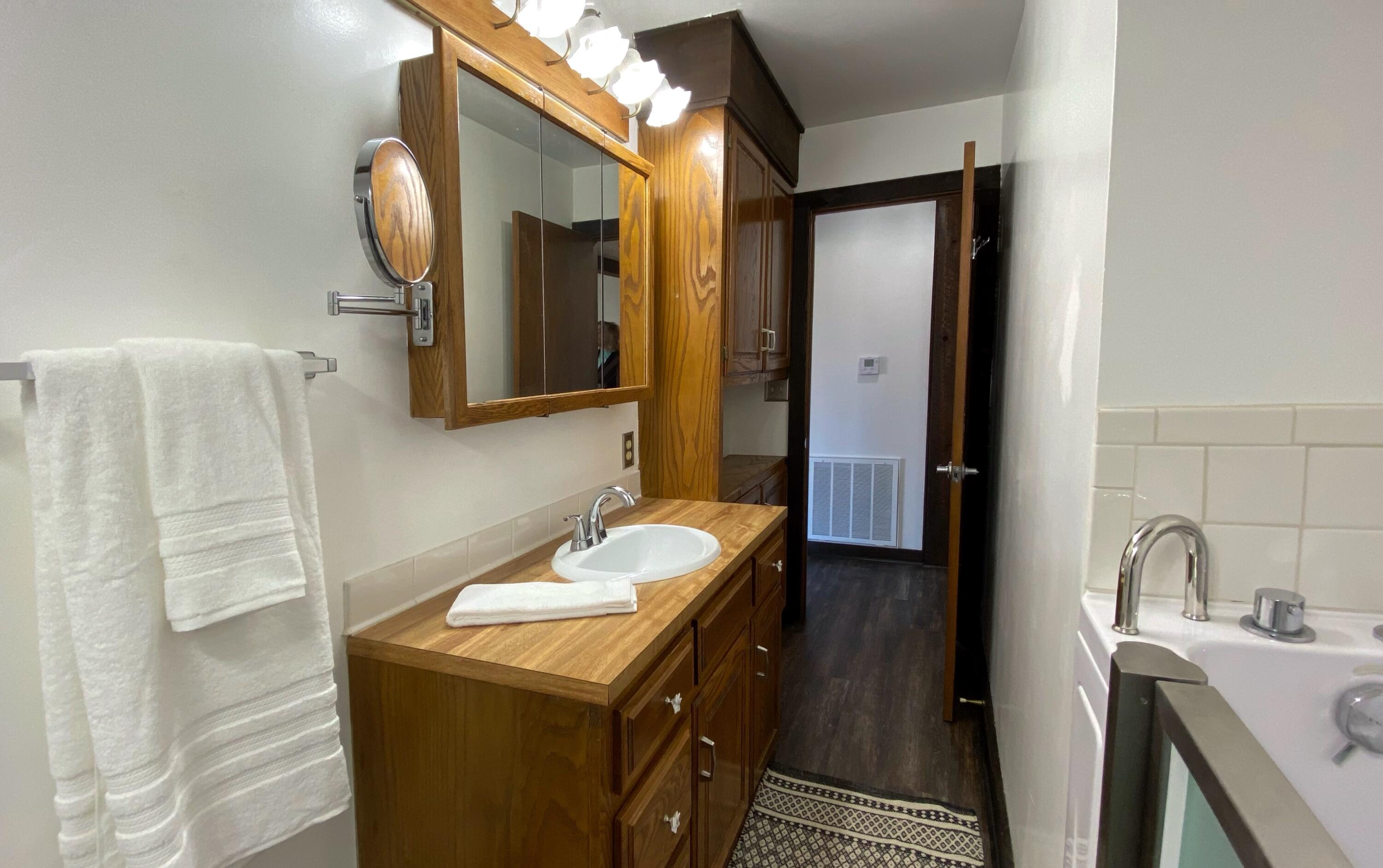 10239 Farm Road 1035 Property Photo 20