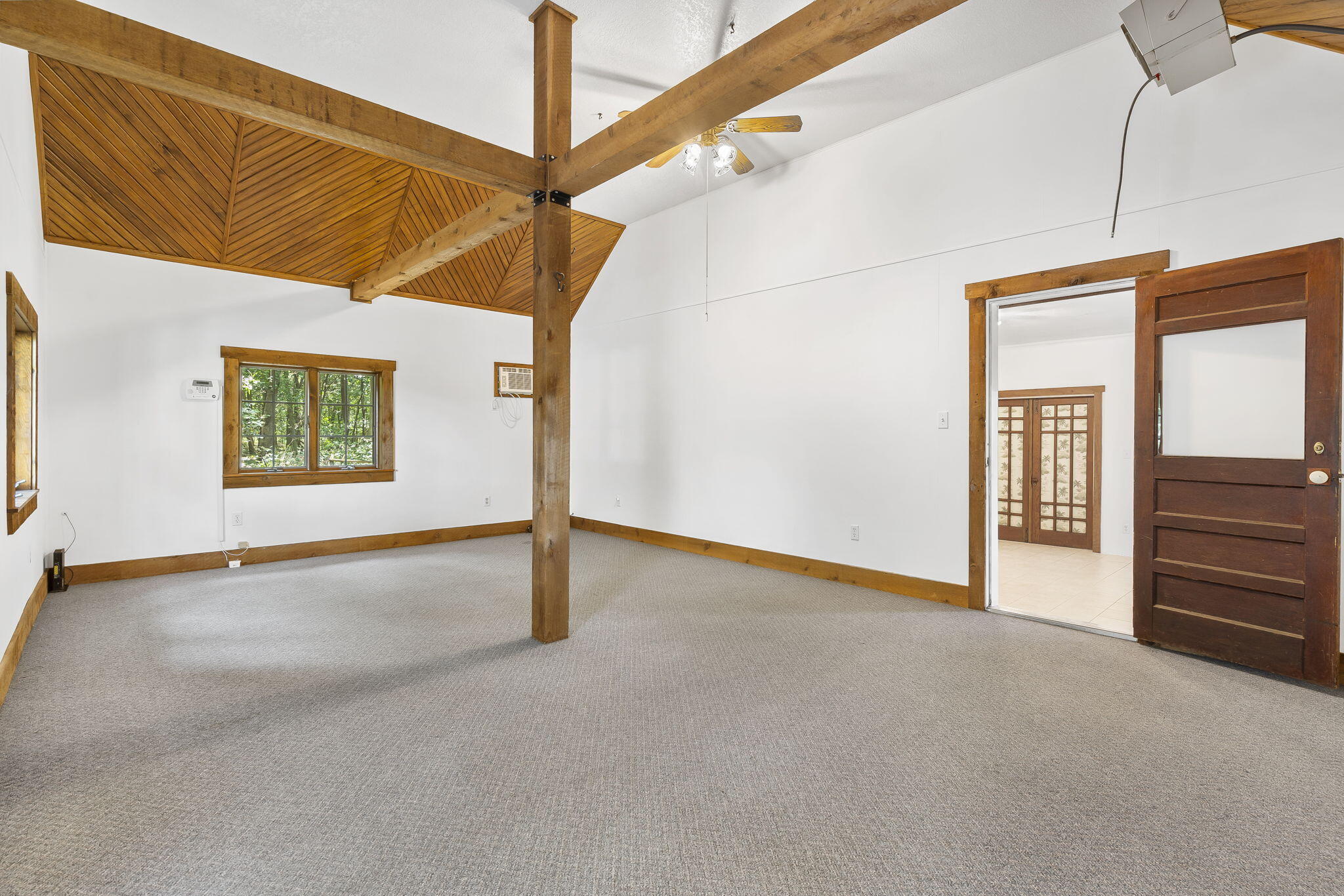 10239 Farm Road 1035 Property Photo 35