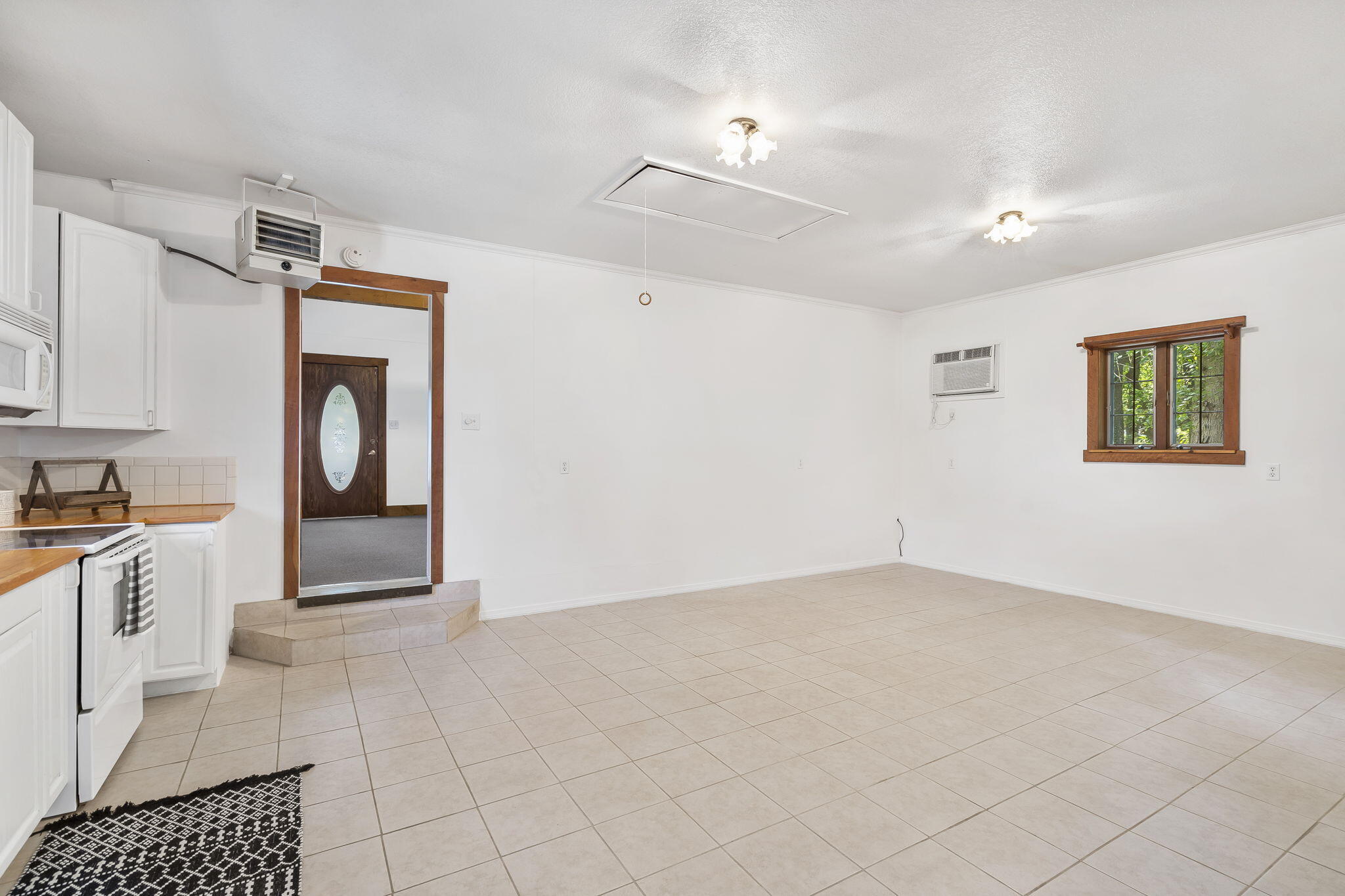 10239 Farm Road 1035 Property Photo 43