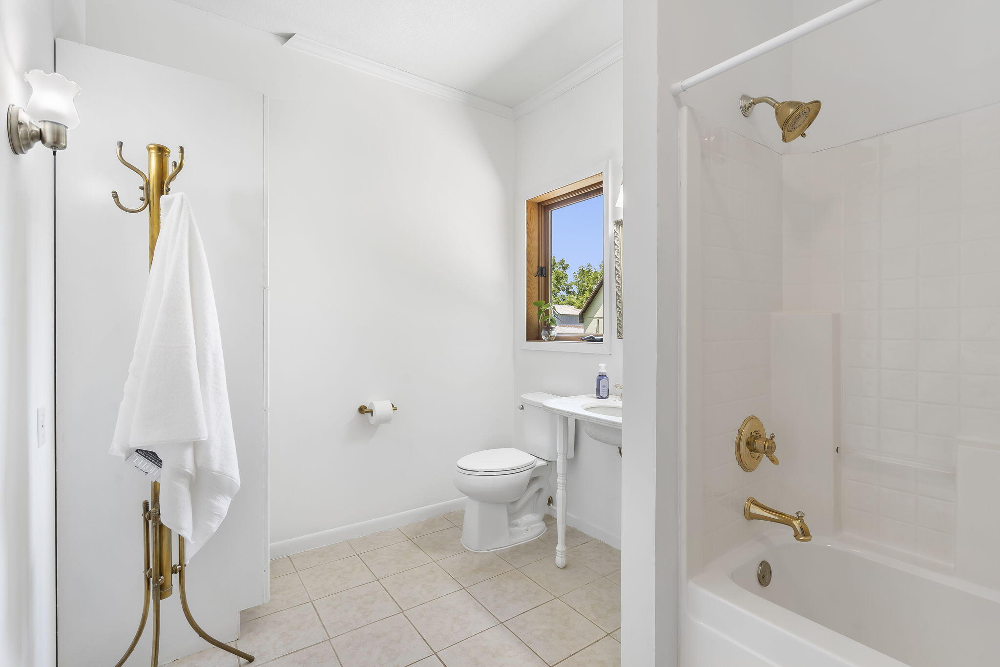 10239 Farm Road 1035 Property Photo 45