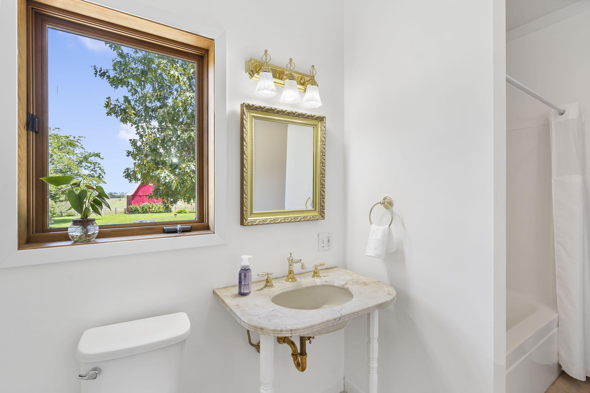 10239 Farm Road 1035 Property Photo 47
