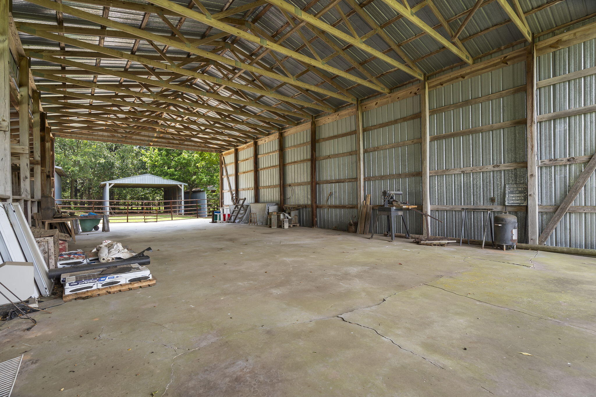 10239 Farm Road 1035 Property Photo 51